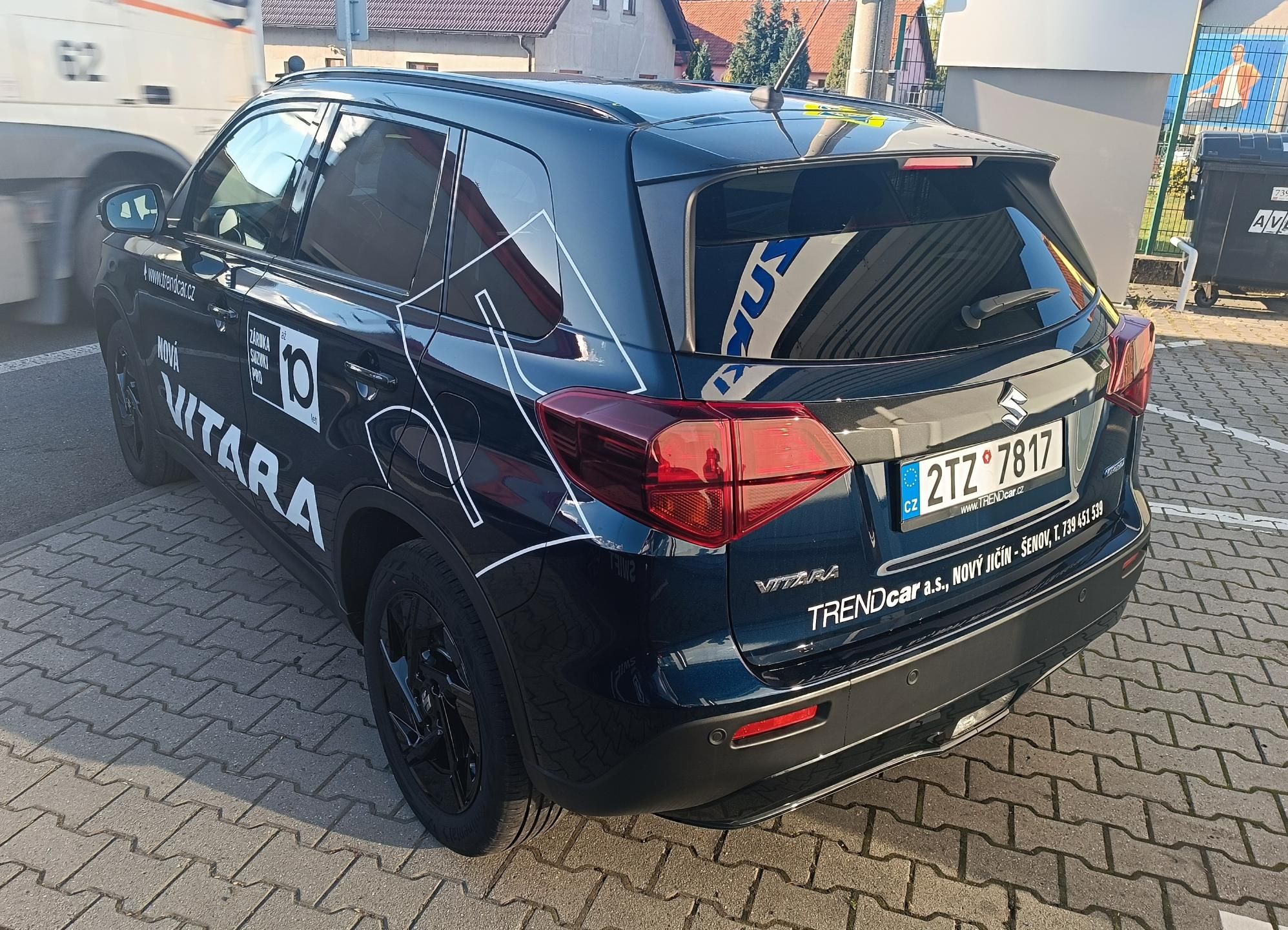 Suzuki Vitara, 1.4 Hybrid 6AT BE 4x4 Panorama - fotka 3