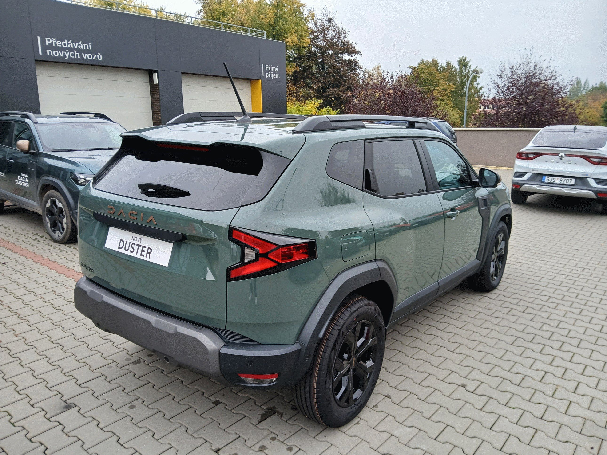 Dacia Duster, extreme Eco-G 120 auto pobočka - fotka 3