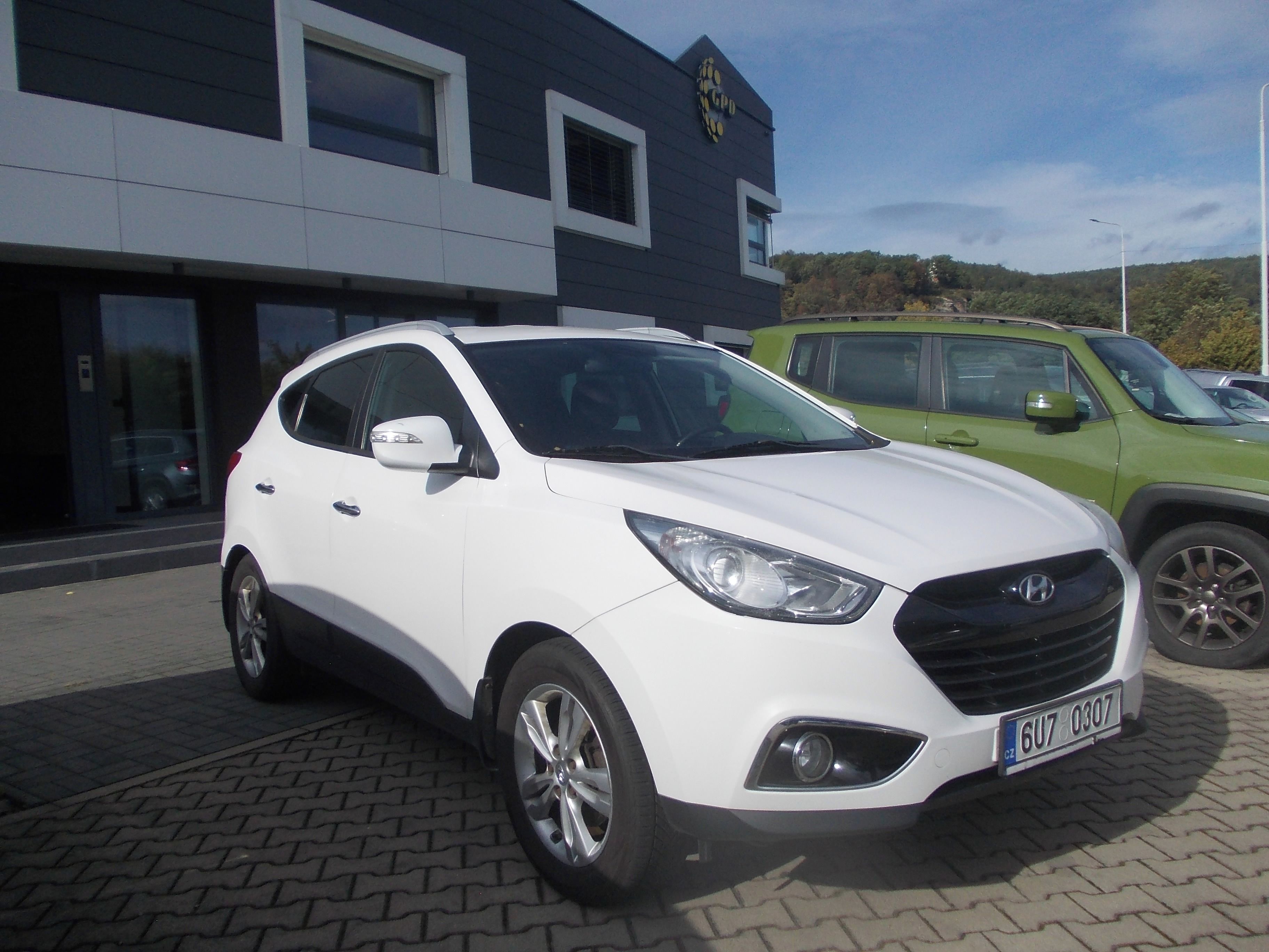 Hyundai ix35, 2.0CRDI 100KW 4x4 čr