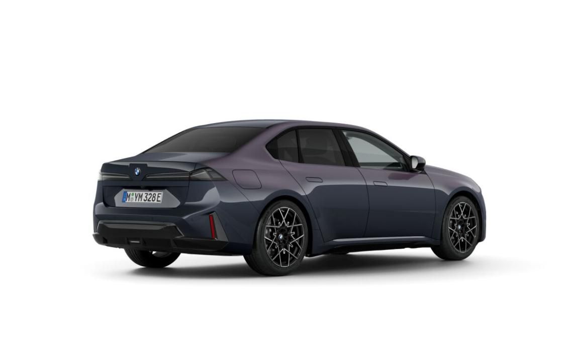 BMW Řada 3, i3 40 xDrive - fotka 2
