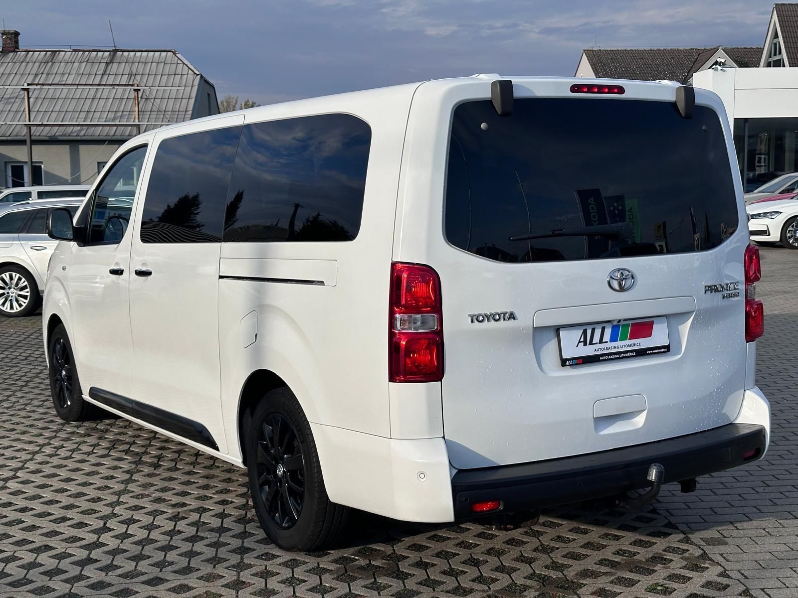 Toyota Proace Verso, 2.0 D-4D 180k - fotka 5