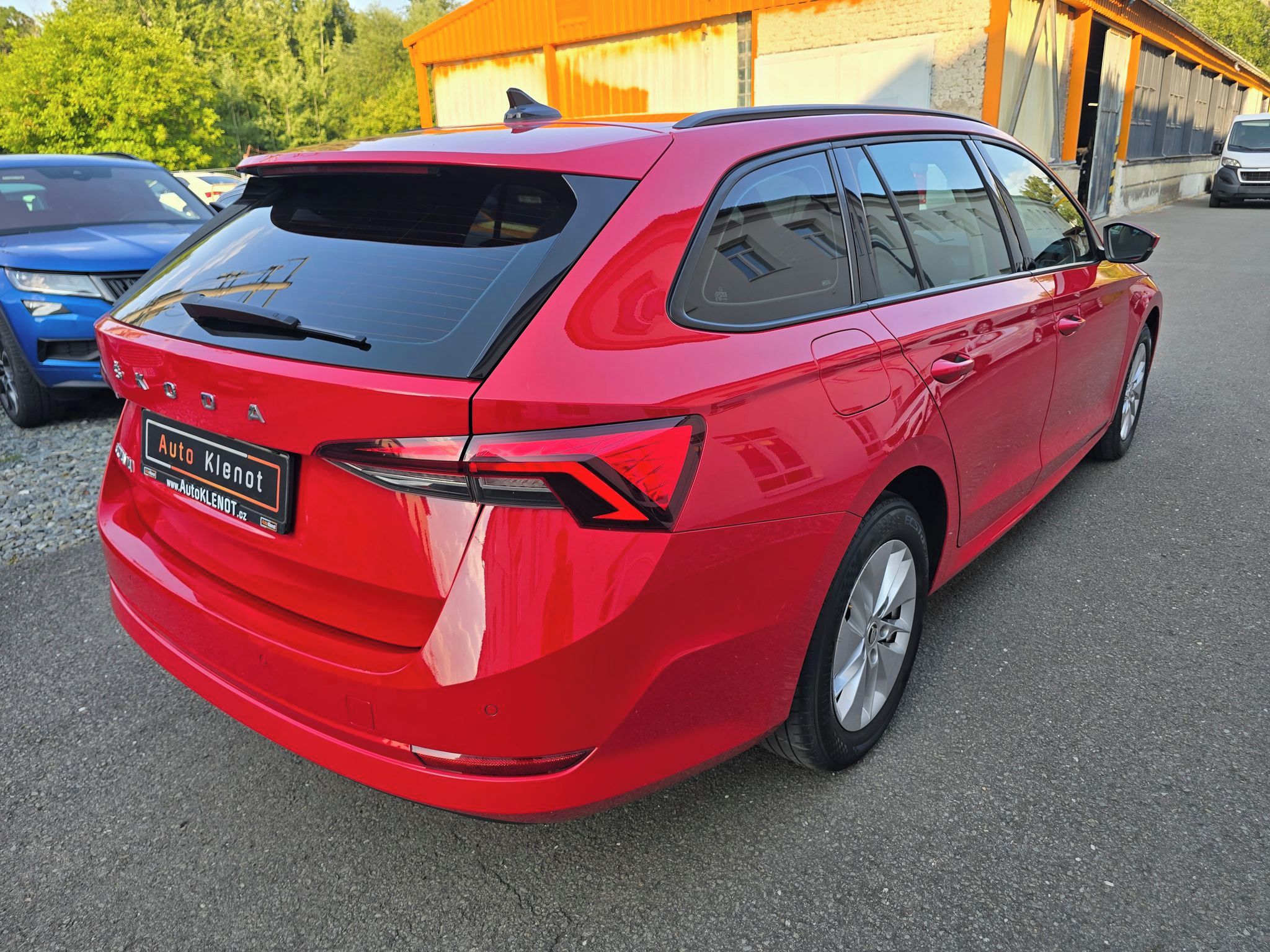 Škoda Octavia, 2.0TDi DSG 1.Maj. ČR - DPH - fotka 4