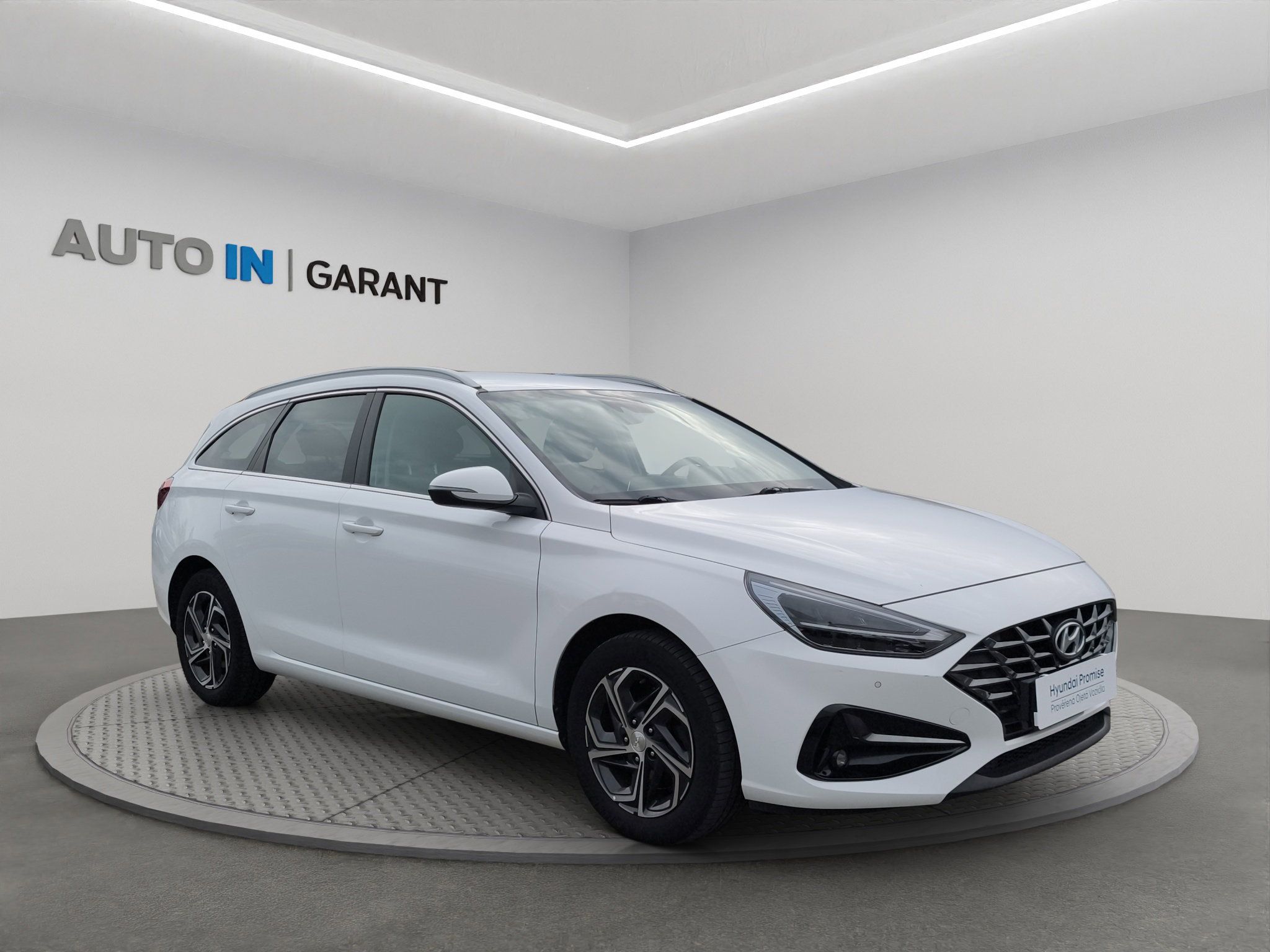 Hyundai i30, SMART 1.5 DPi 81kW, ČR, 1. - fotka 3