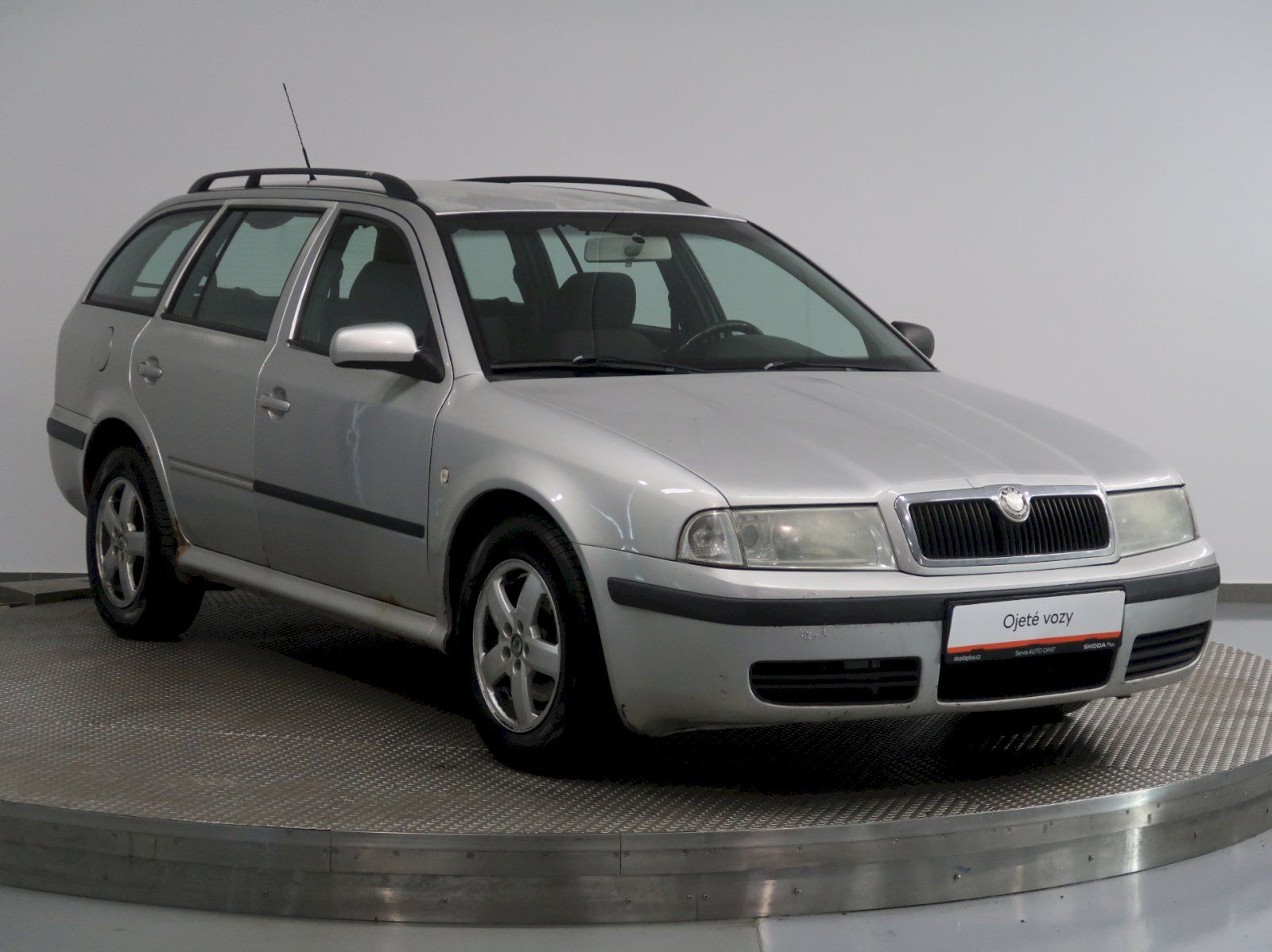 Škoda Octavia, ELEGANCE 1.9TDI 81KW - fotka 6