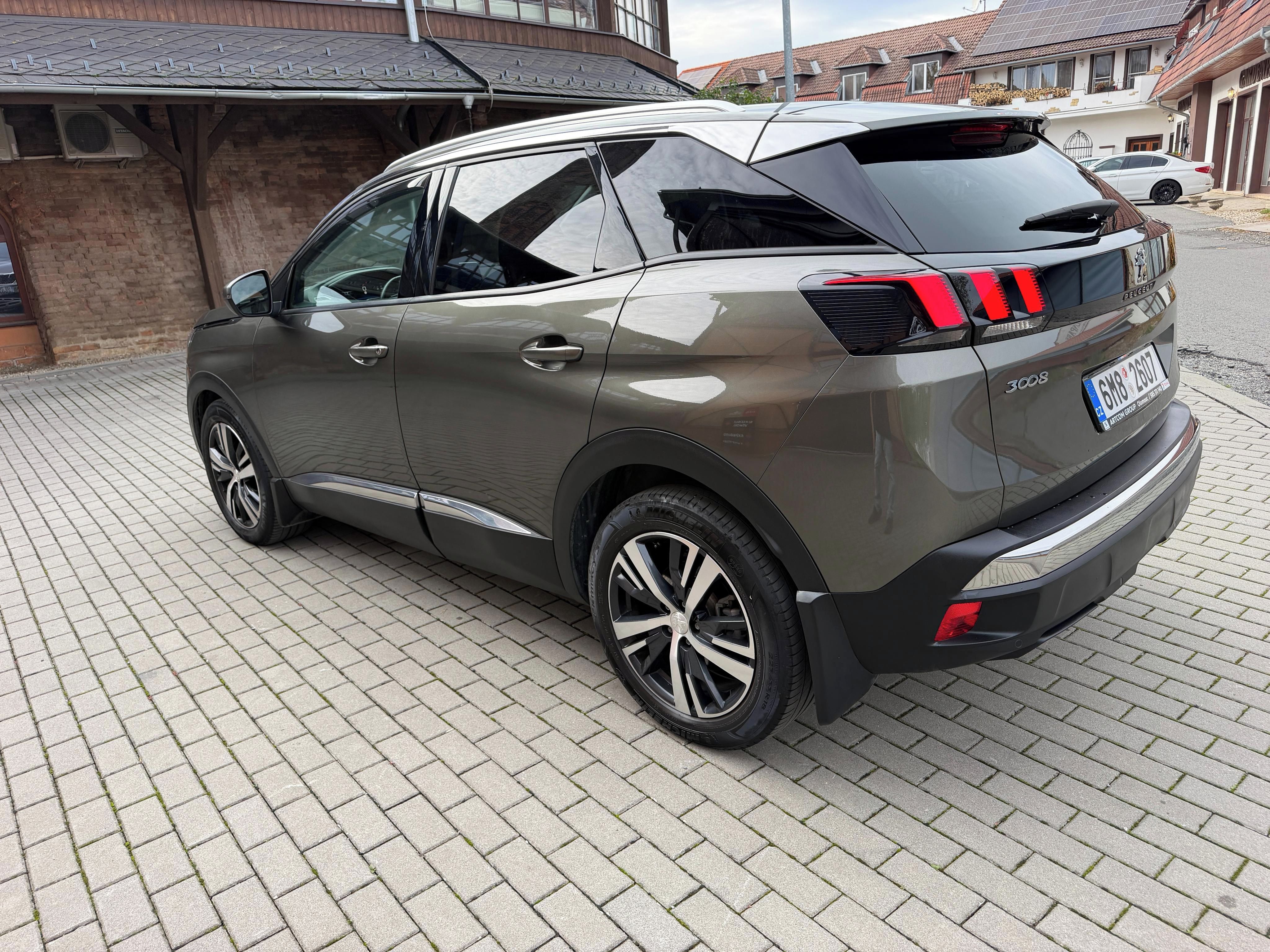 Peugeot 3008, 1.5 BHDI, ALLURE, 49 000 KM - fotka 4