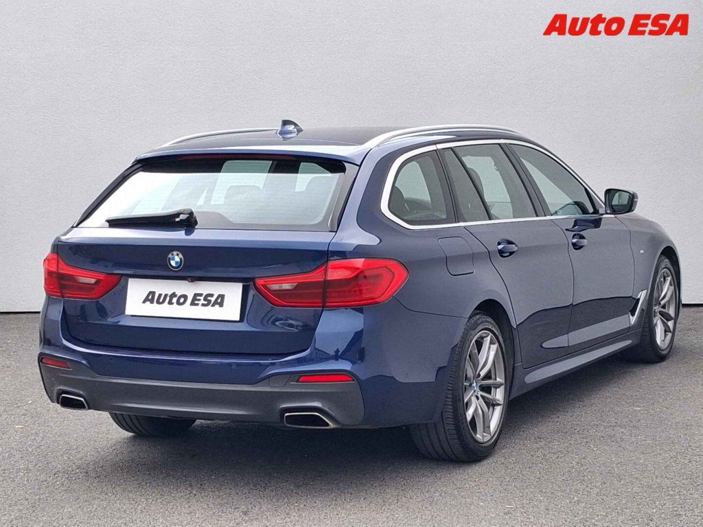 BMW Řada 5, 3.0 D 530d xDrive,1.maj,ČR - fotka 4