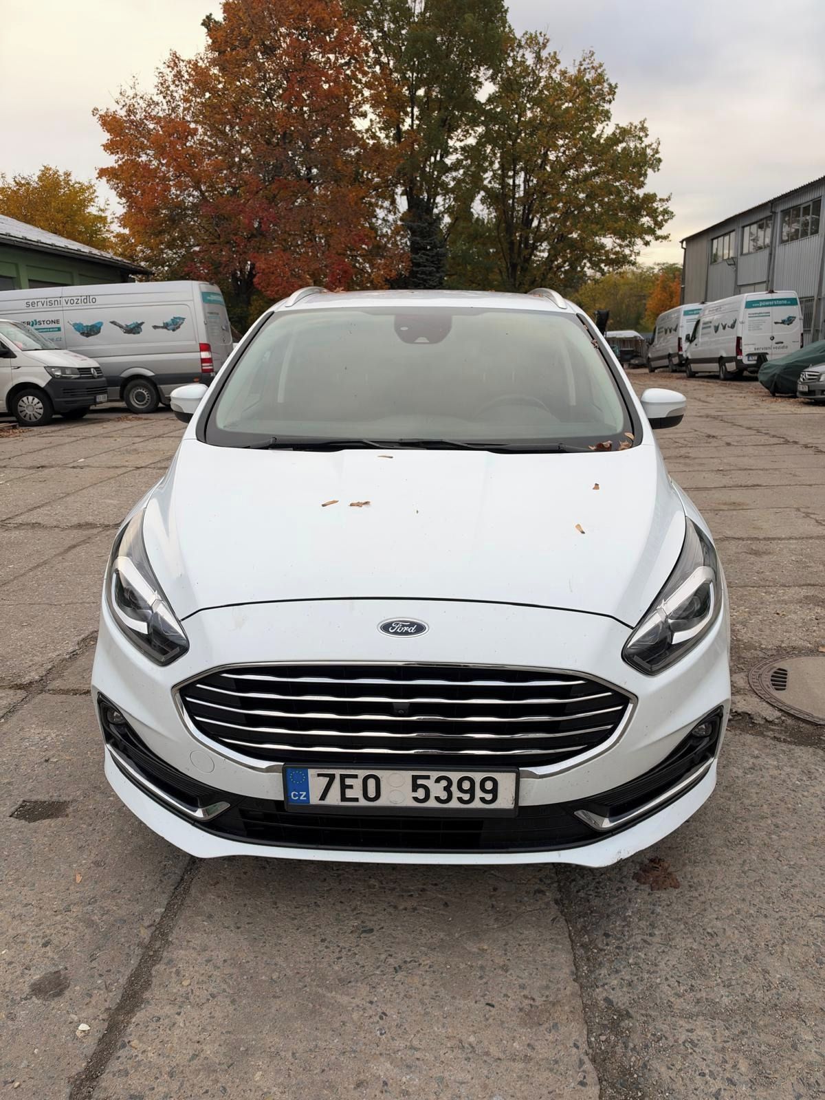 Ford S-MAX, 2,5 hybrid, 7 míst - fotka 6