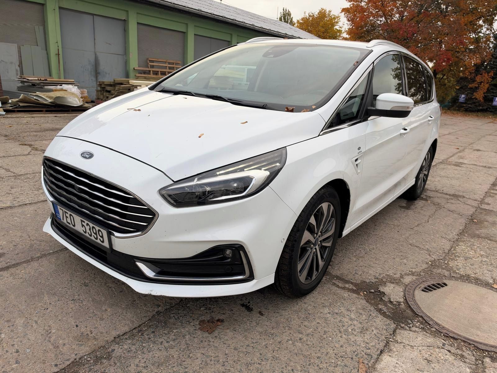 Ford S-MAX, 2,5 hybrid, 7 míst - fotka 5
