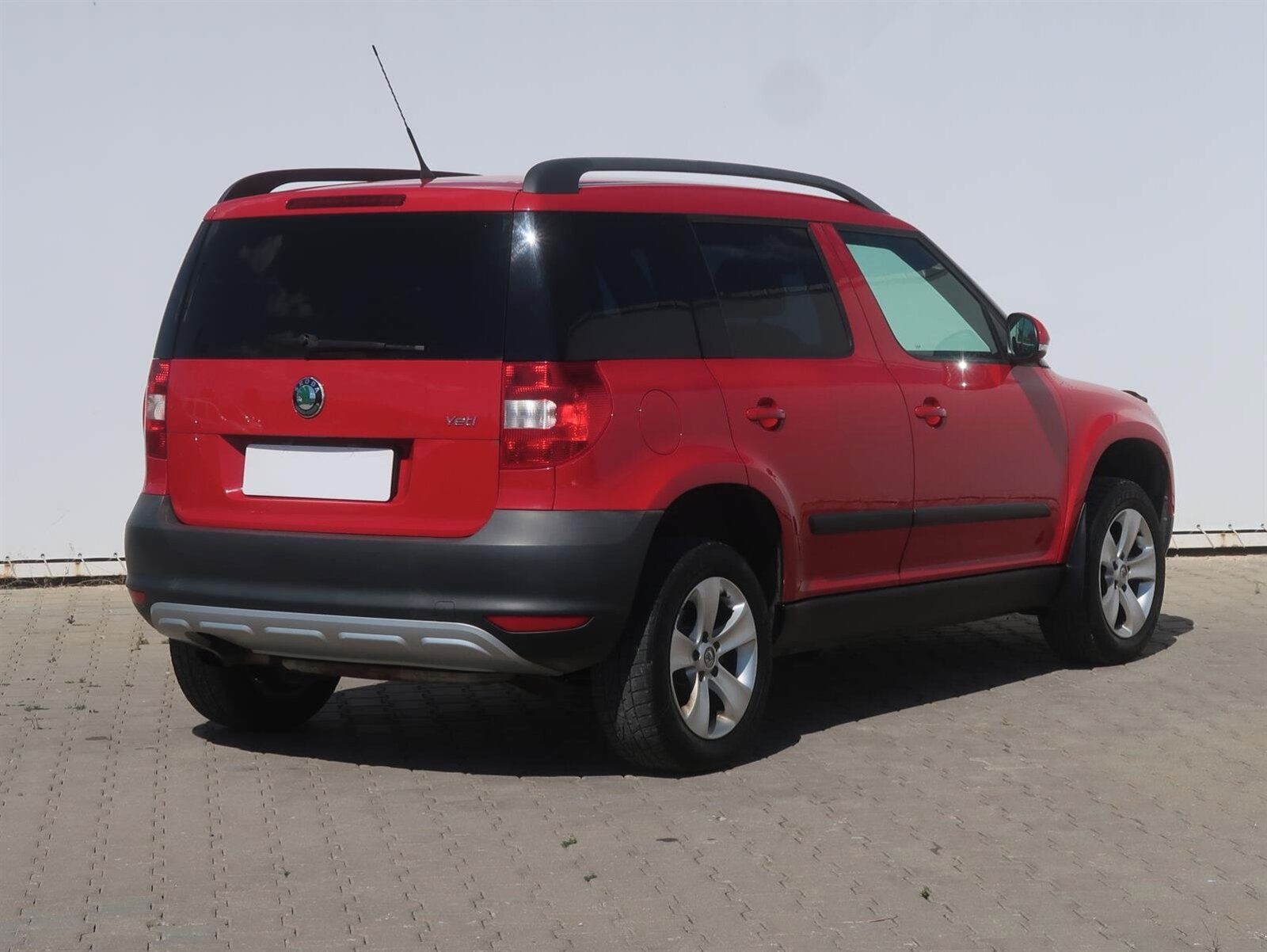 Škoda Yeti, 1.2 TSI, Ambition, Serv.kniha - fotka 5