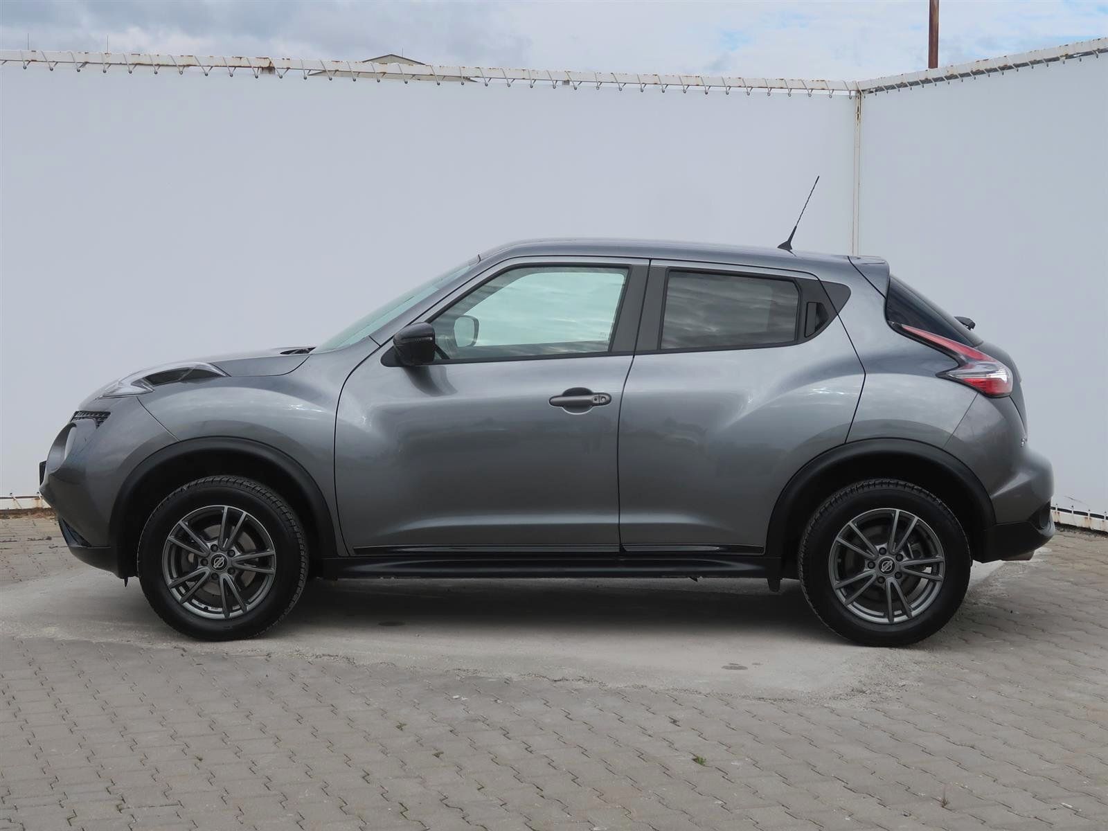 Nissan Juke, 1.6 i - fotka 3