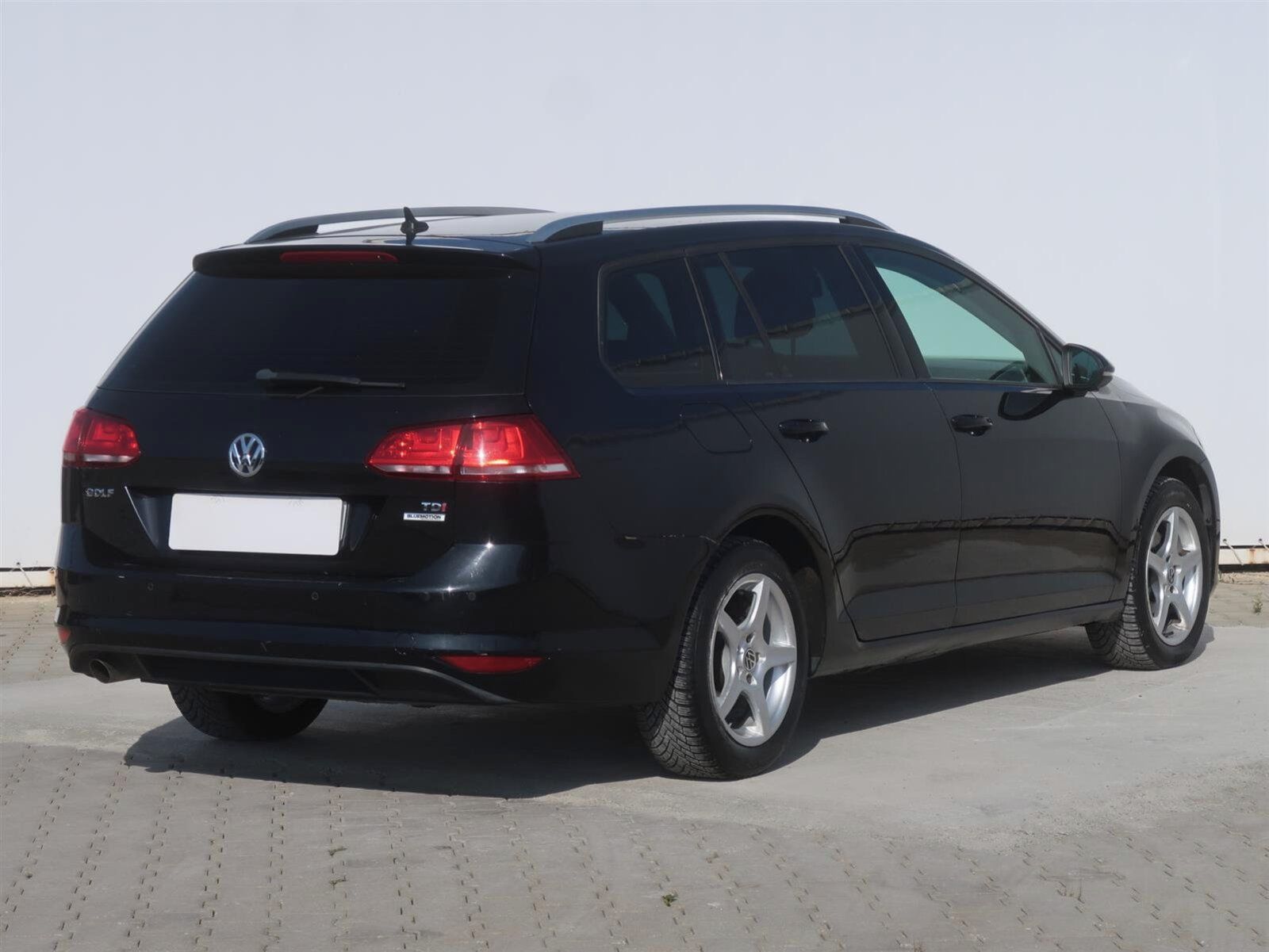 Volkswagen Golf, 1.6 TDI - fotka 5