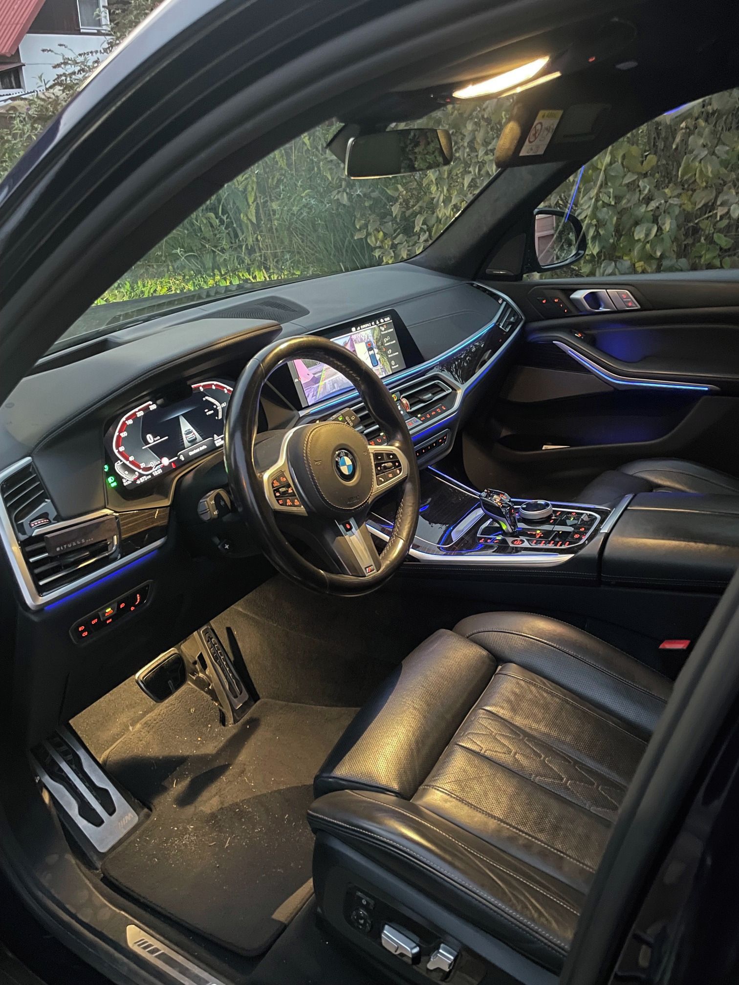 BMW X7 - fotka 4