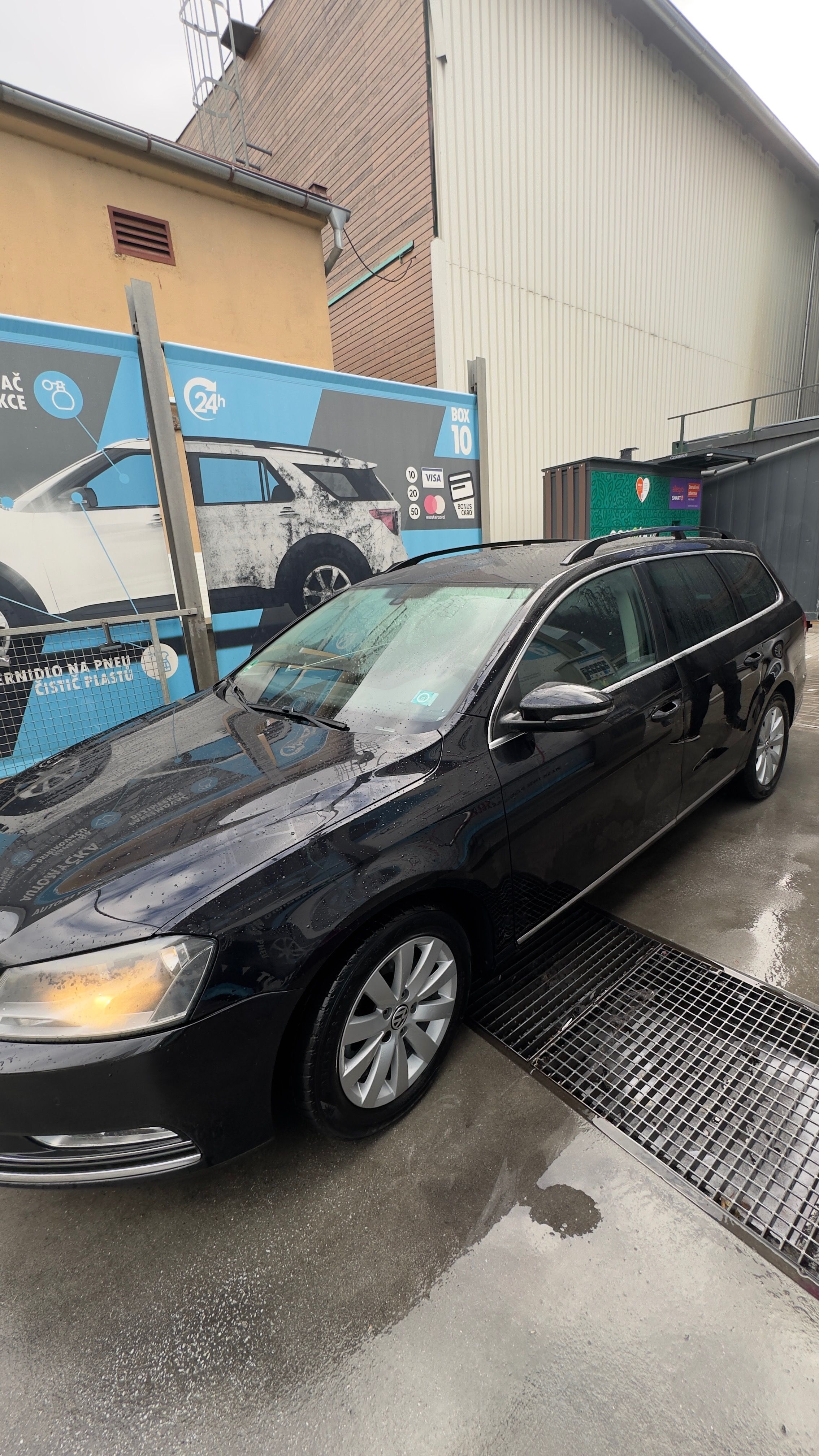 Volkswagen Passat, VOLKSWAGEN PASSAT 2.0 tdi - fotka 3