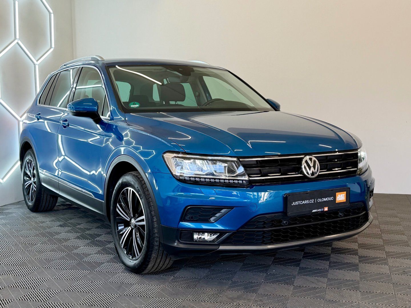 Volkswagen Tiguan, 1.4TSi, 110kW, 1.MAJ.SERV.KNIH - fotka 4