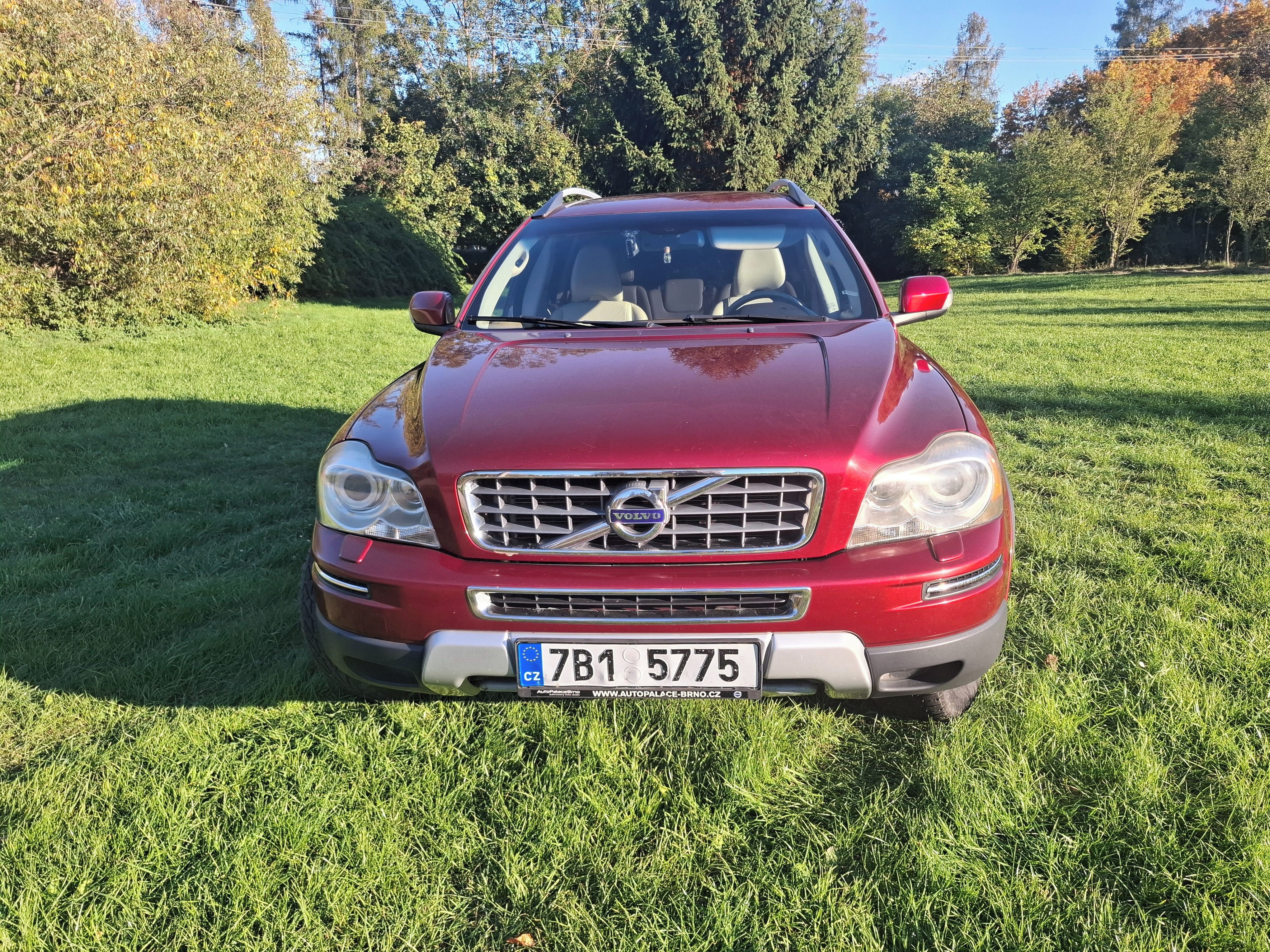 Volvo XC90, Volvo XC90 2.4 D5 - fotka 2