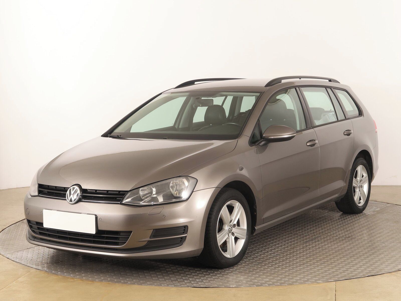 Volkswagen Golf, 1.6 TDI, Automat, Serv.kniha - fotka 2