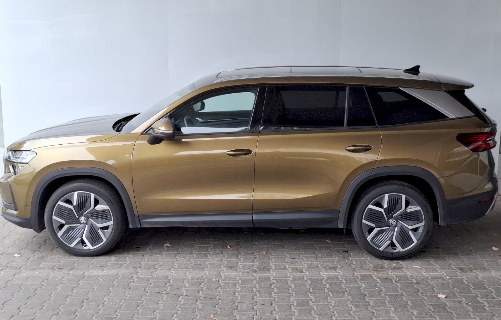 Škoda Kodiaq, EXCLUSIVE SELECTION 4X4 TD 142 - fotka 3