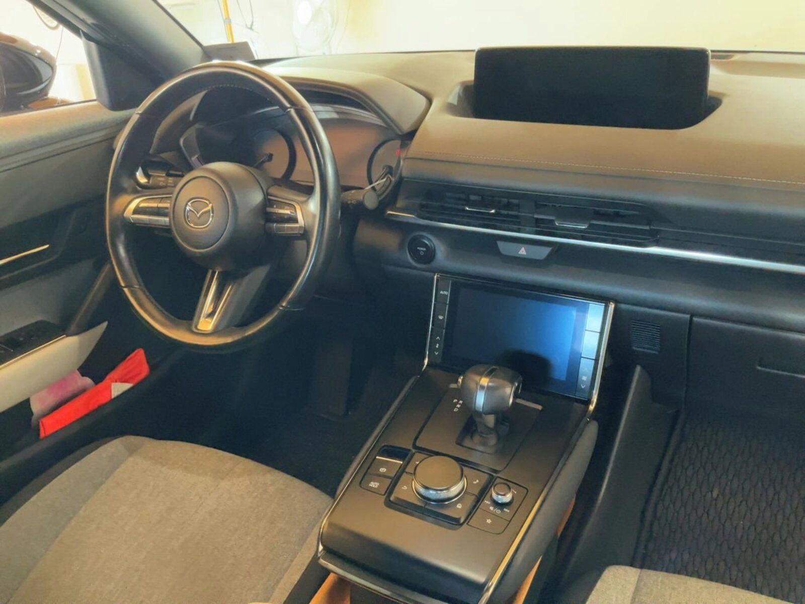 Mazda MX-30, e-Skyactiv, Automat - fotka 3