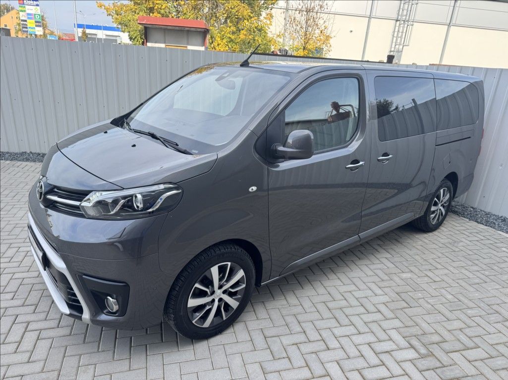 Toyota Proace Verso, 2,0 D-4D 8míst VIP LONG DPH ČR - fotka 5
