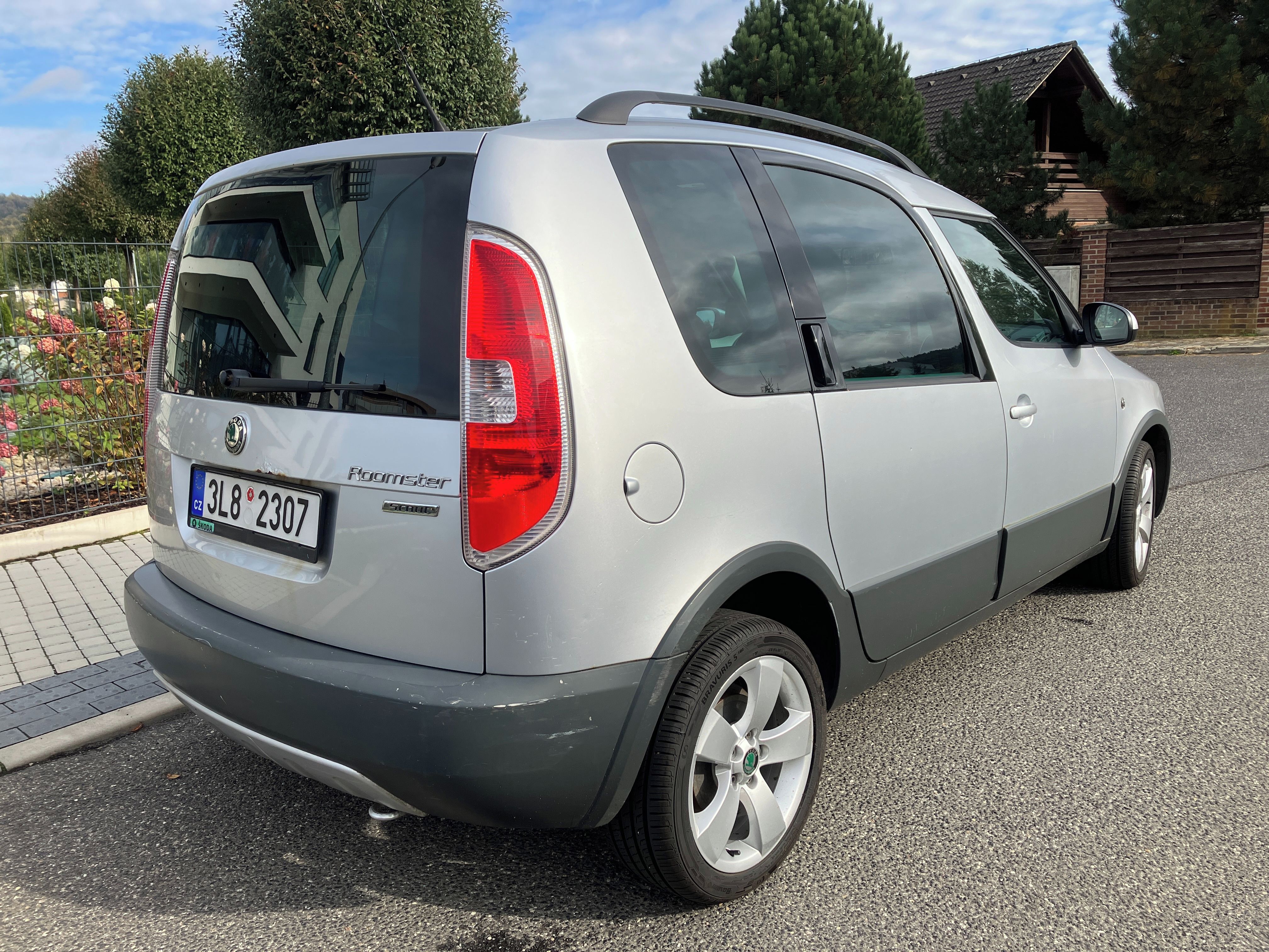 Škoda Roomster, 1,2 Tsi, 63kW SCOUT, odpoč.DPH - fotka 5