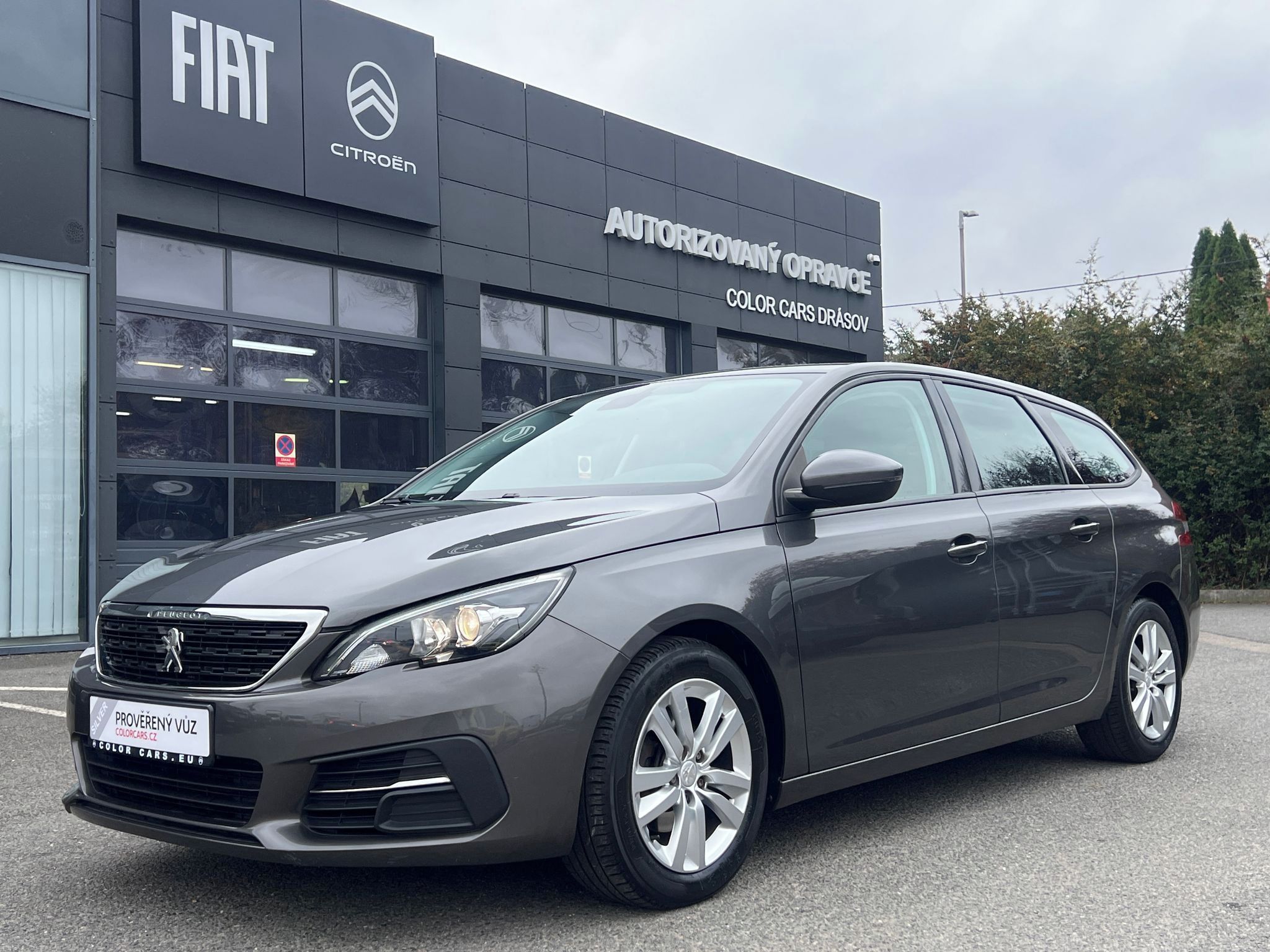 Peugeot 308, 1.2 131k ZÁRUKA SERVIS NAVI