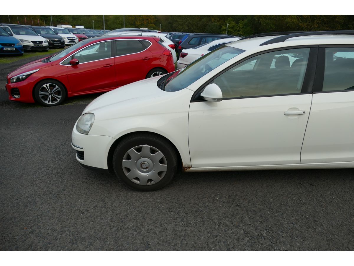 Volkswagen Golf, 1,9TDI 77KW KLIMA - fotka 4