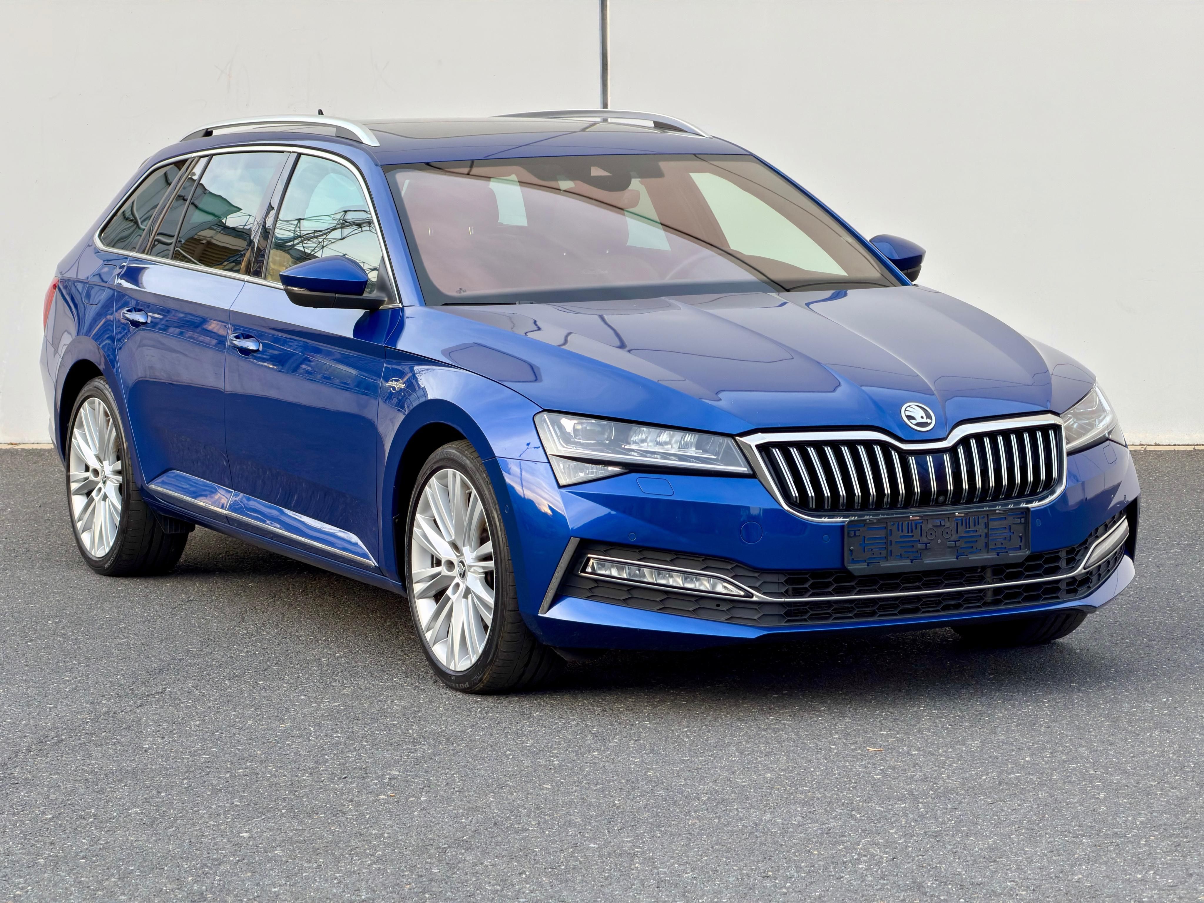 Škoda Superb, L&K 2.0 TSI 206 kw DSG 2023 - fotka 2