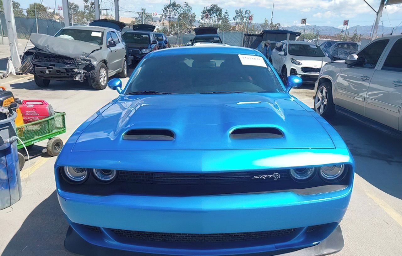 Dodge Challenger, Auto na cestě - fotka 5