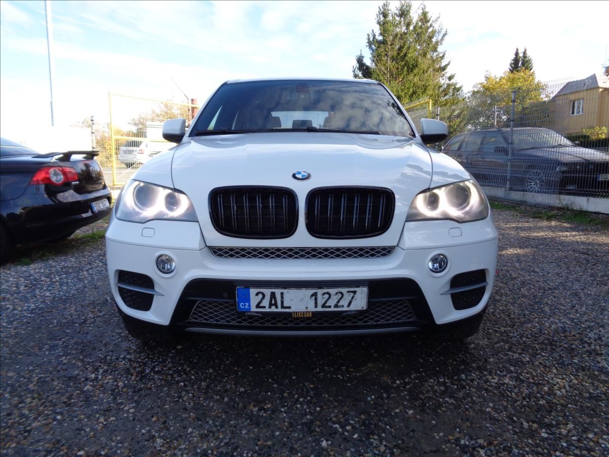 BMW X5, 3,0 - fotka 2
