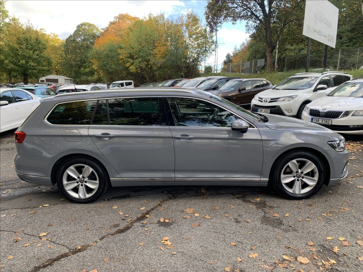 Volkswagen Passat, 1,5 TSI DSG ČR,1.MAJ.,SERVISKA - fotka 4