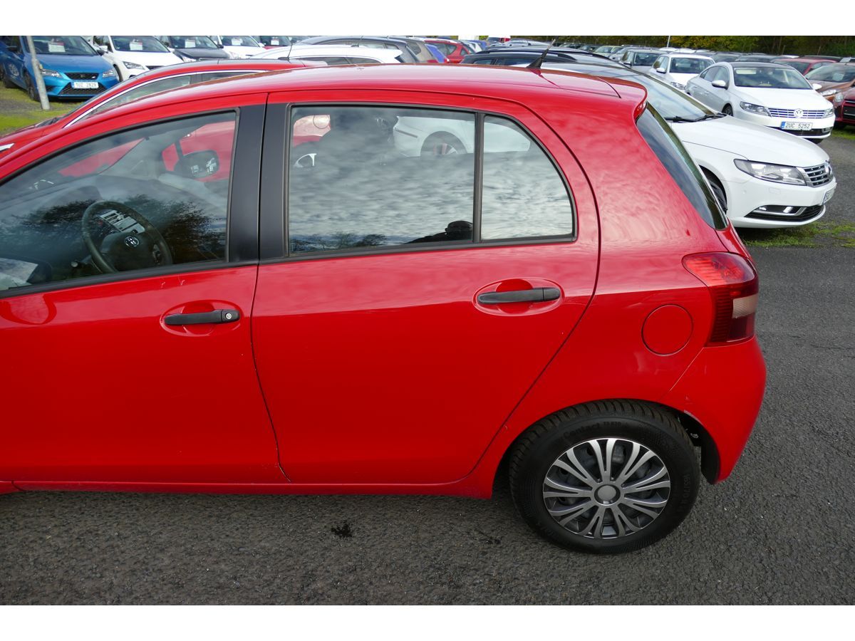 Toyota Yaris, 1,0 51KW - fotka 5