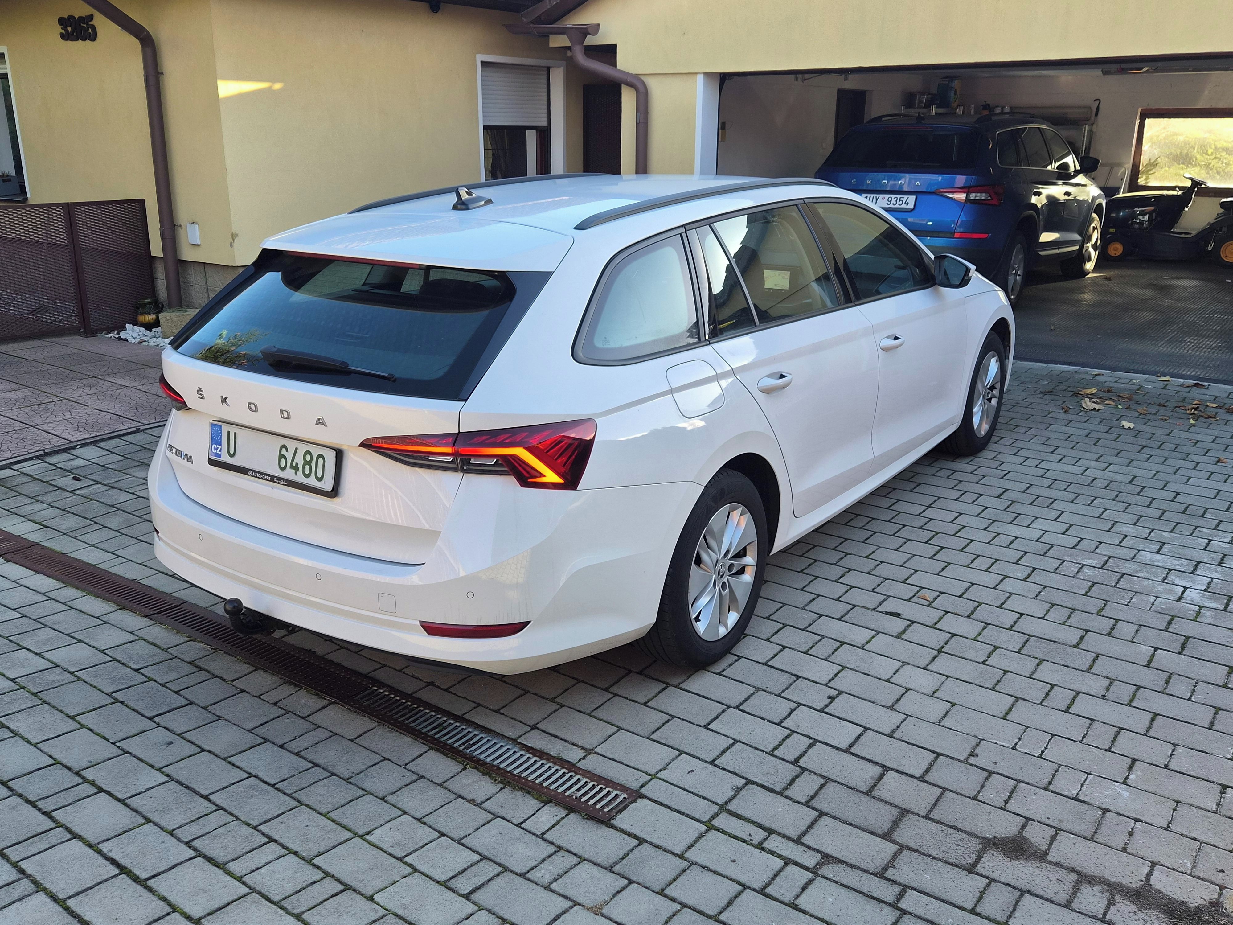 Škoda Octavia, 1,0TSi 81kw VIRTUAL tažný - fotka 4