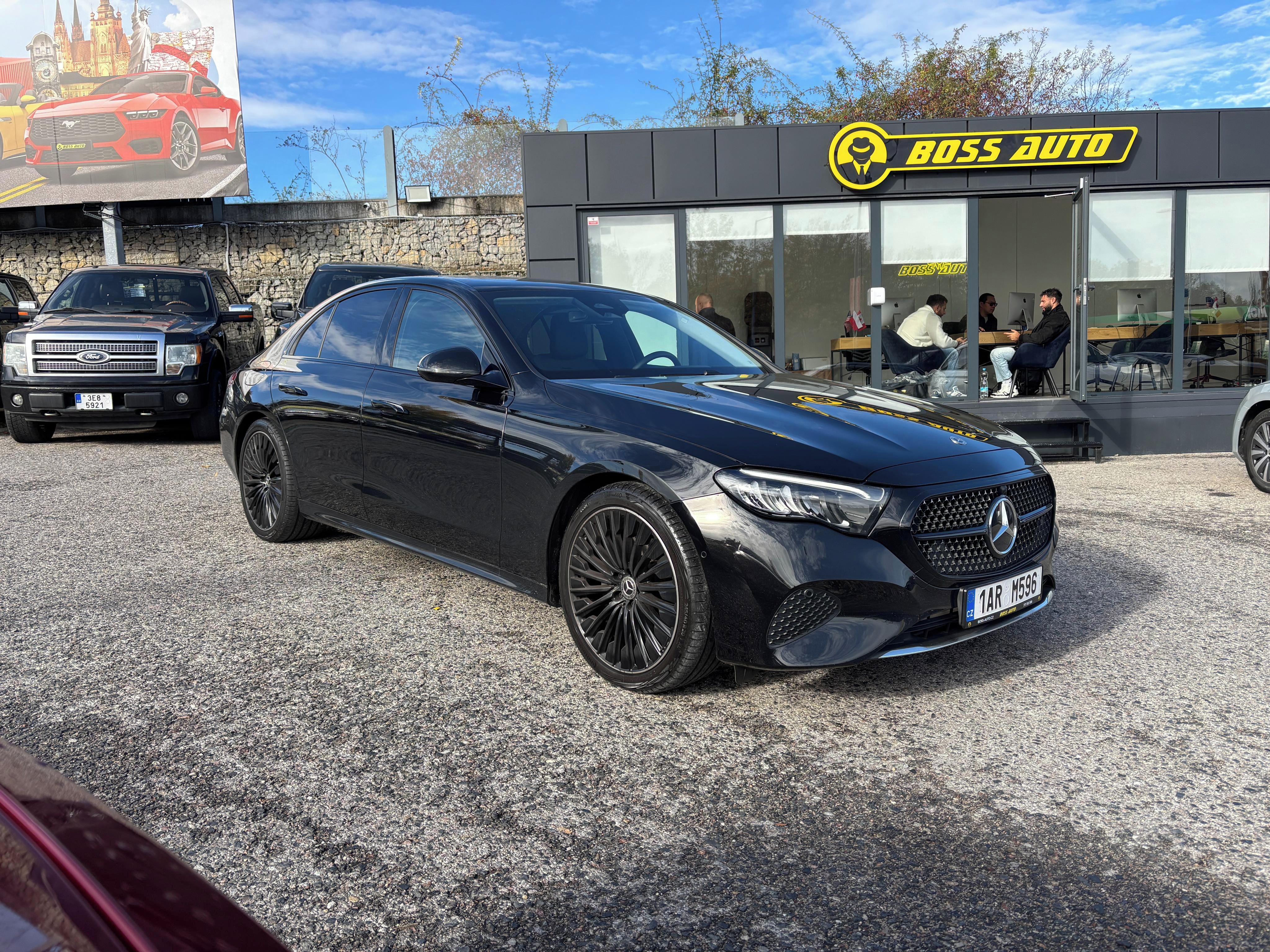Mercedes-Benz Třídy E, Mercedes-Benz E 220  2025
