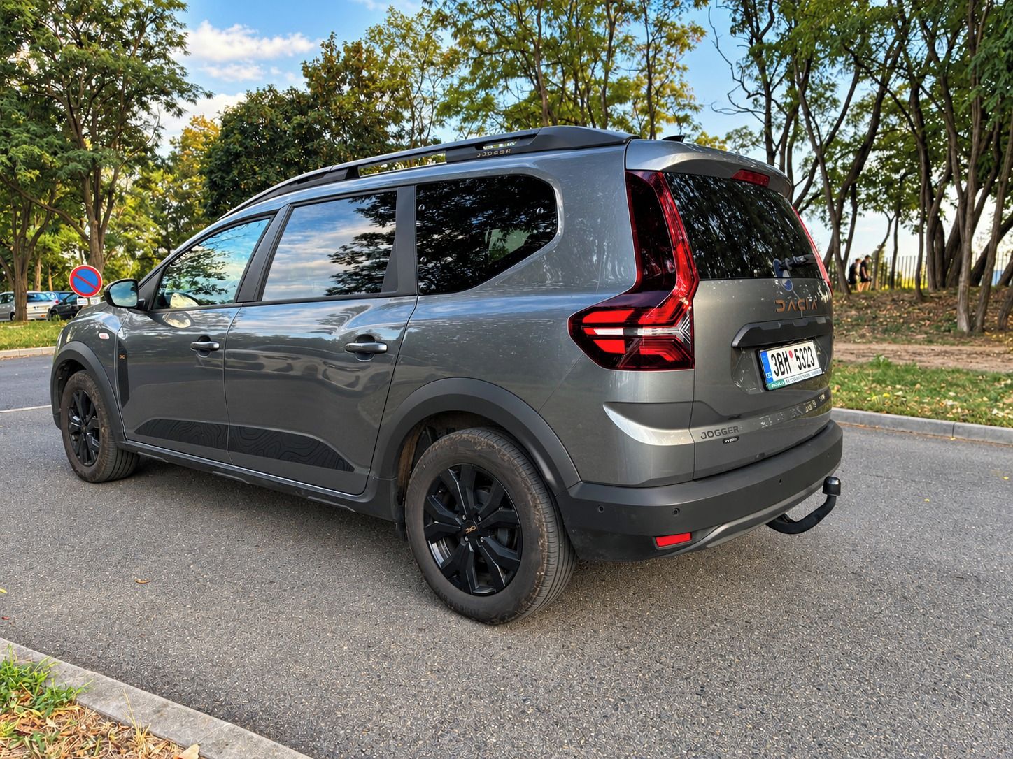 Dacia Jogger, Dacia Jogger Hybrid140 Extreme - fotka 2