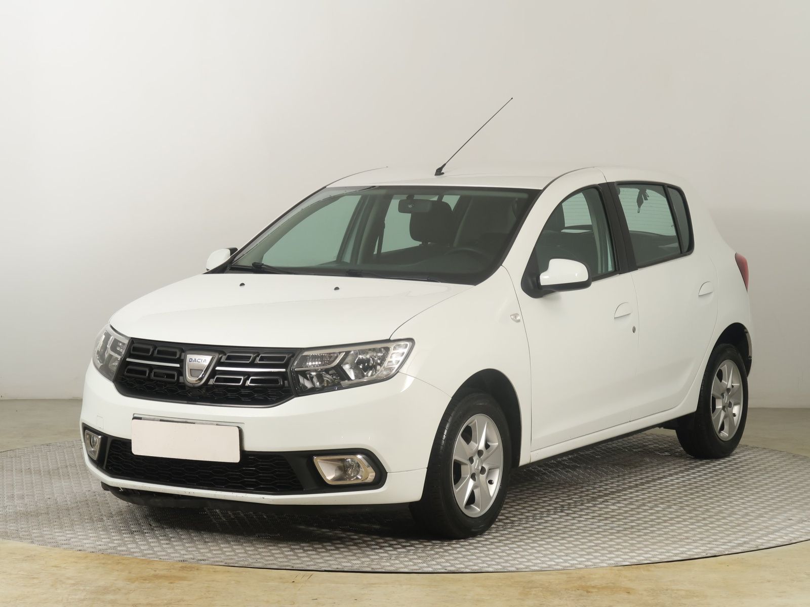 Dacia Sandero, 1.0 SCe, ČR,1.maj, Serv.kniha - fotka 3