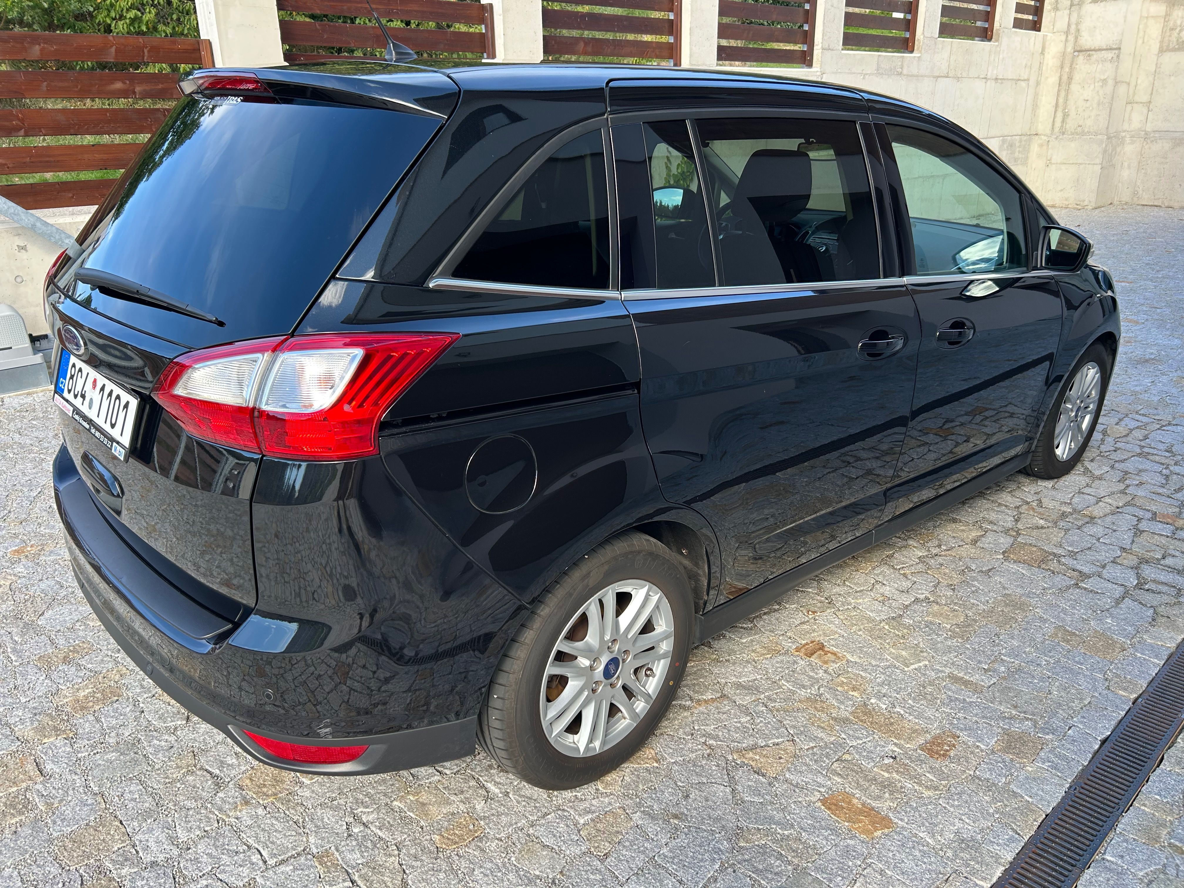 Ford Grand C-MAX - fotka 5