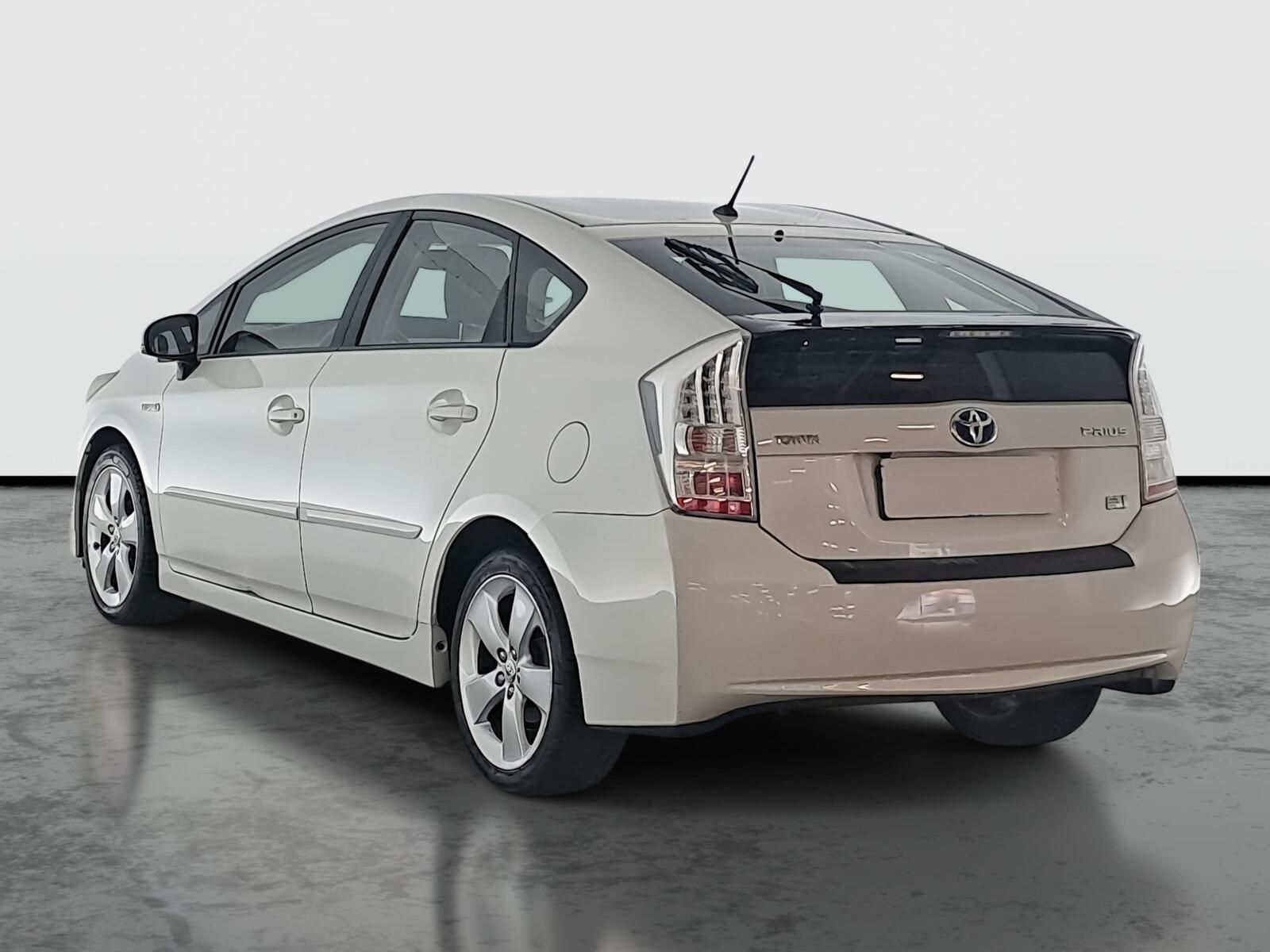 Toyota Prius, 1.8 VVT-i HSD, Automat, Navi - fotka 4