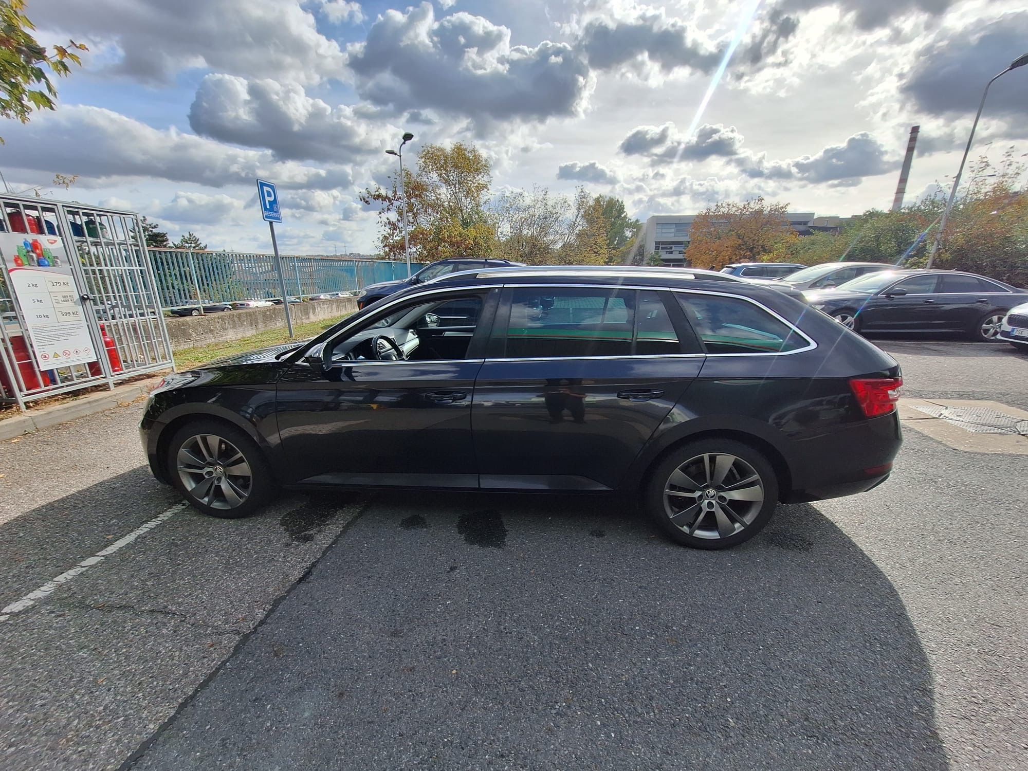 Škoda Superb, Škoda Superb 3 komb 2.0TDI DSG - fotka 5