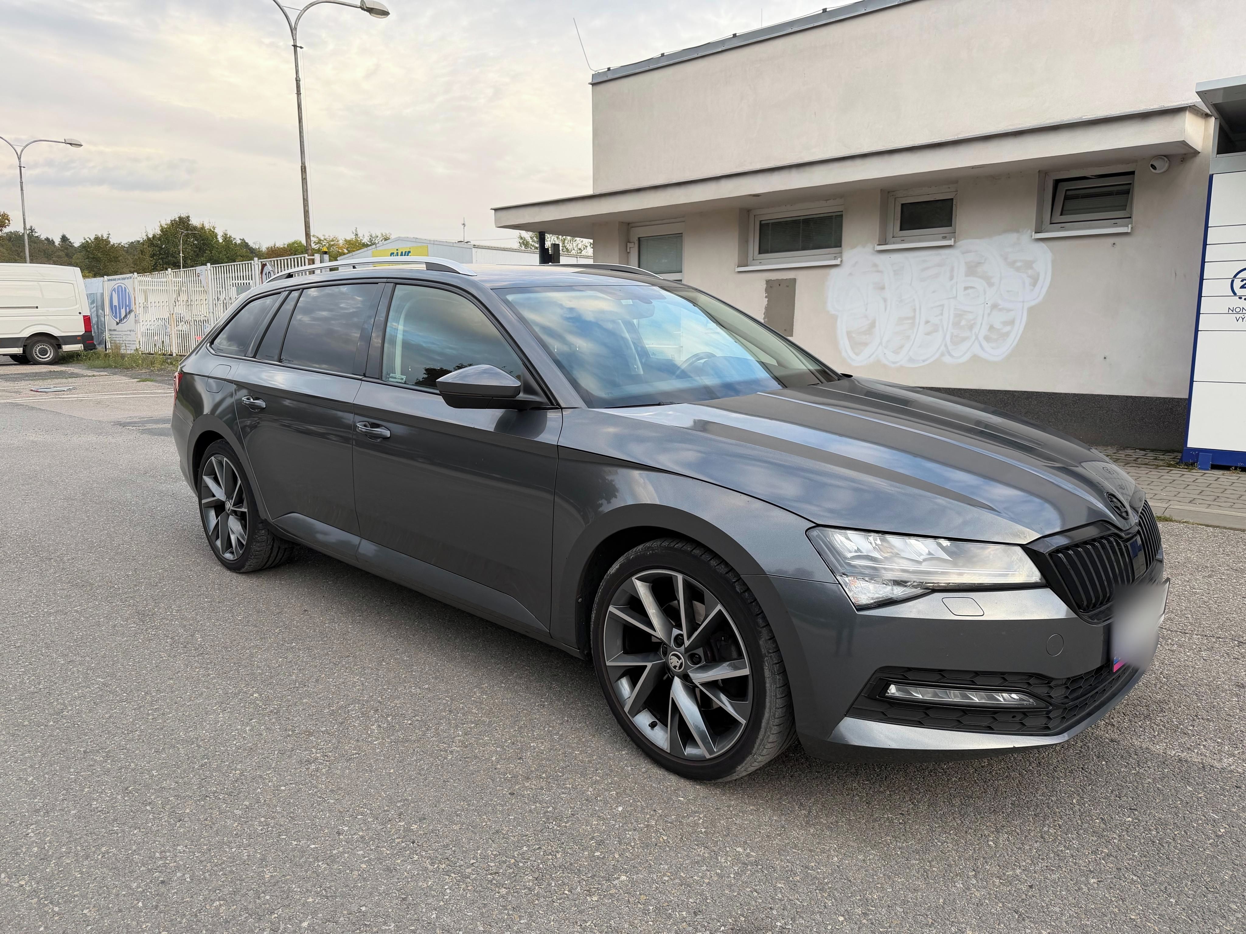 Škoda Superb, Škoda Superb 3 - 2.0 TDI 110kW - fotka 2