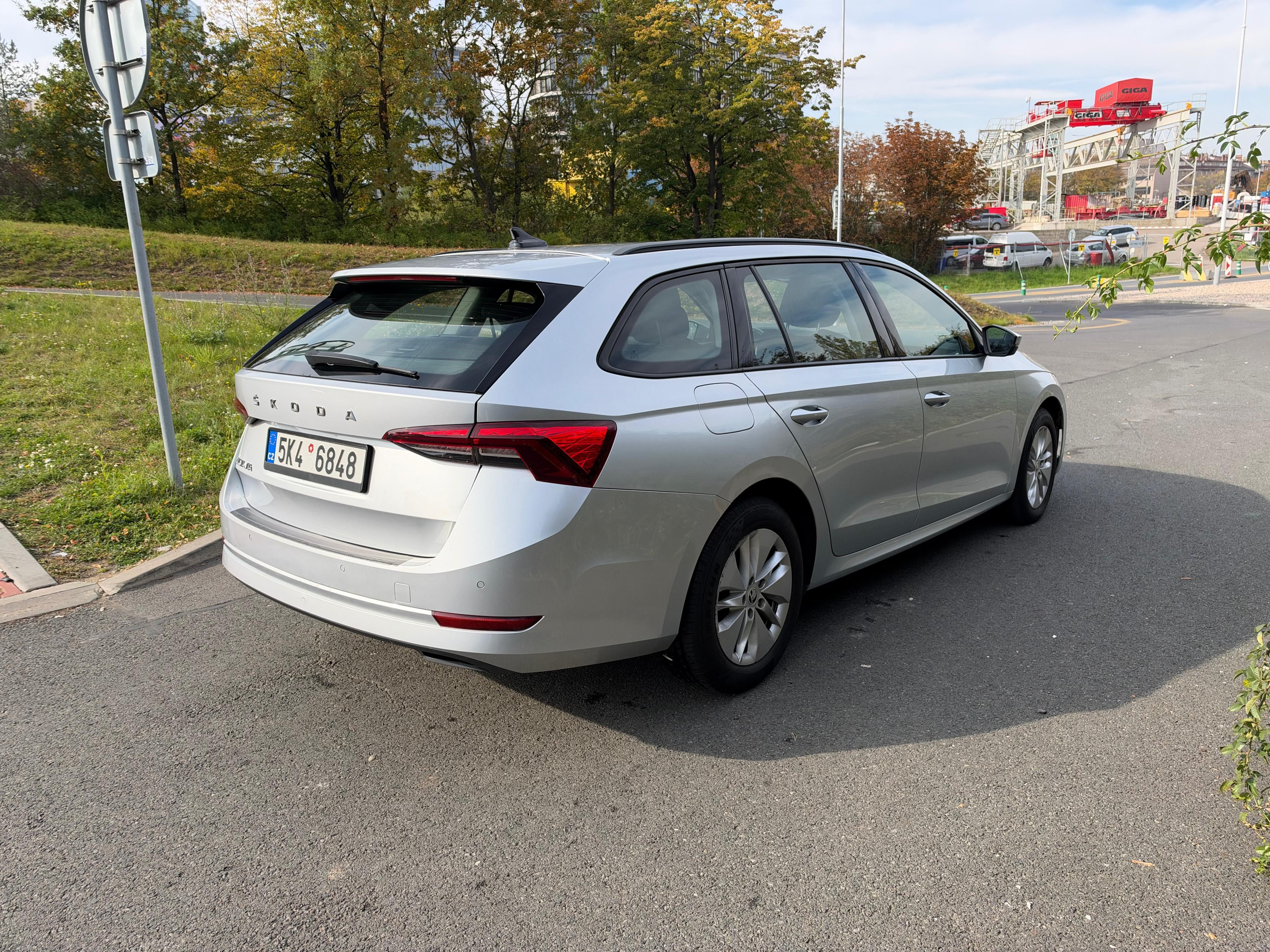 Škoda Octavia, 2.0 TDI - fotka 4