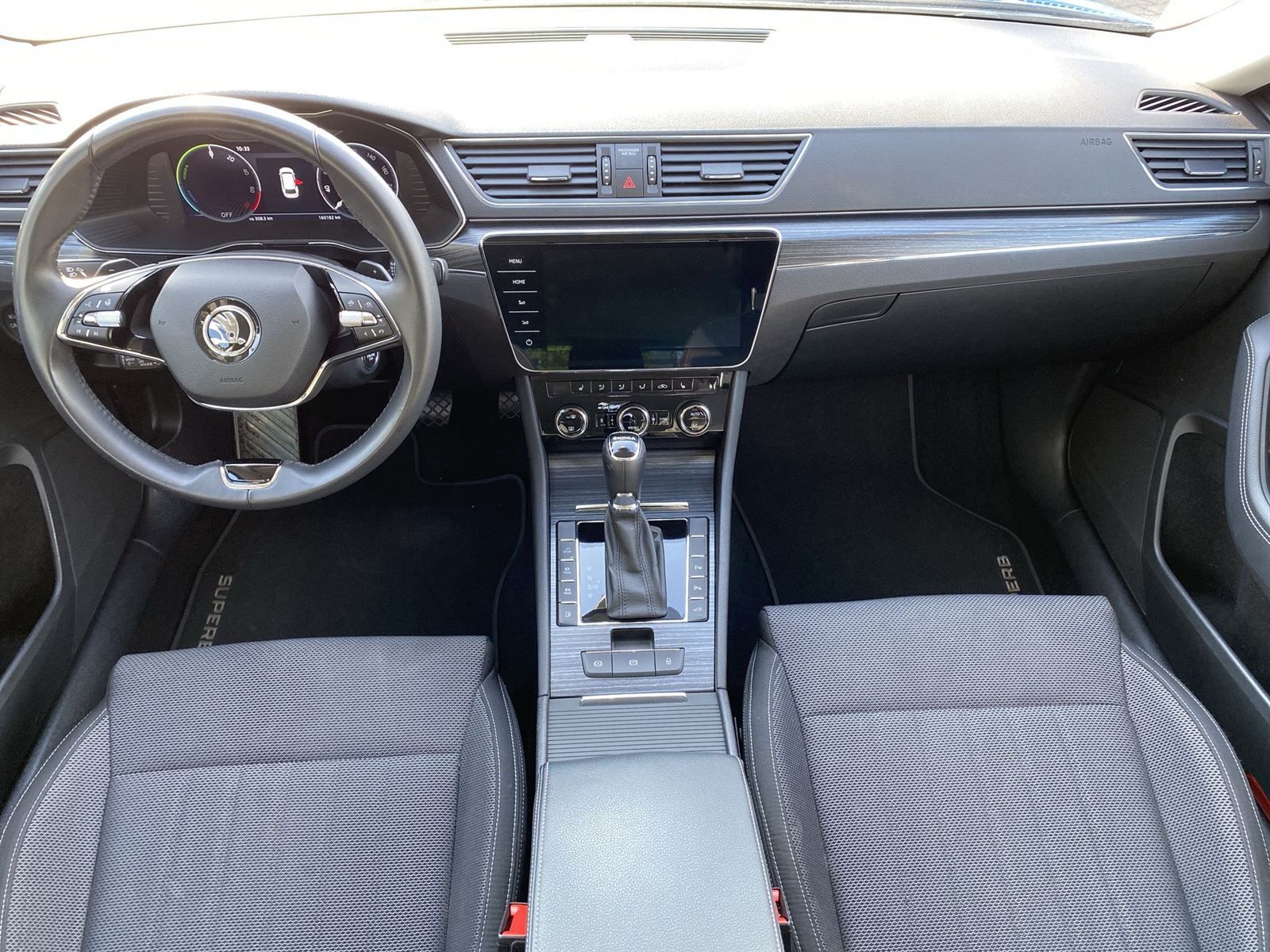 Škoda Superb, Combi 1.4 TSI iV DSG Style - fotka 5