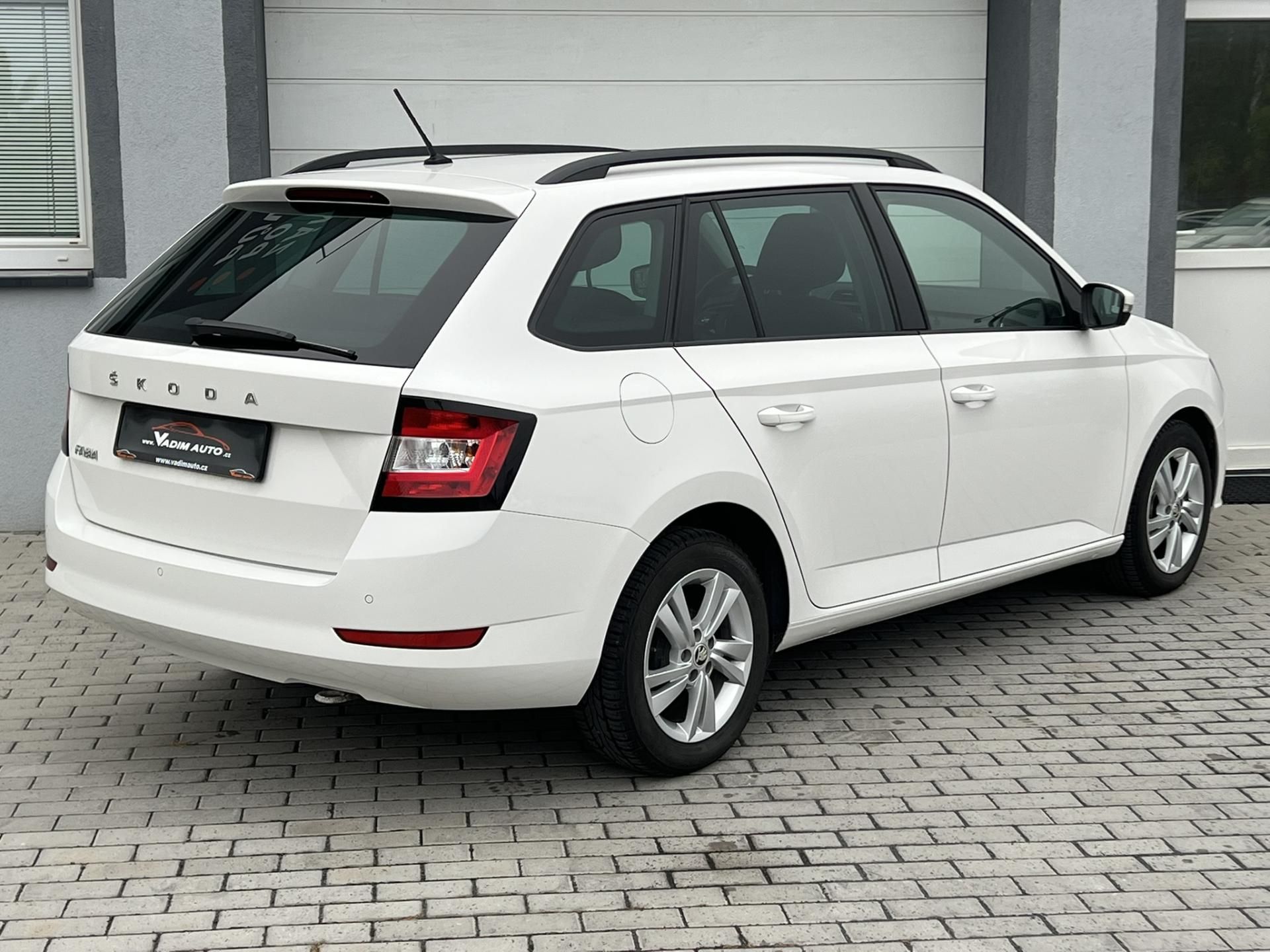 Škoda Fabia, 1.0TSI 70kW  STYLE ČR NOVÉ - fotka 4