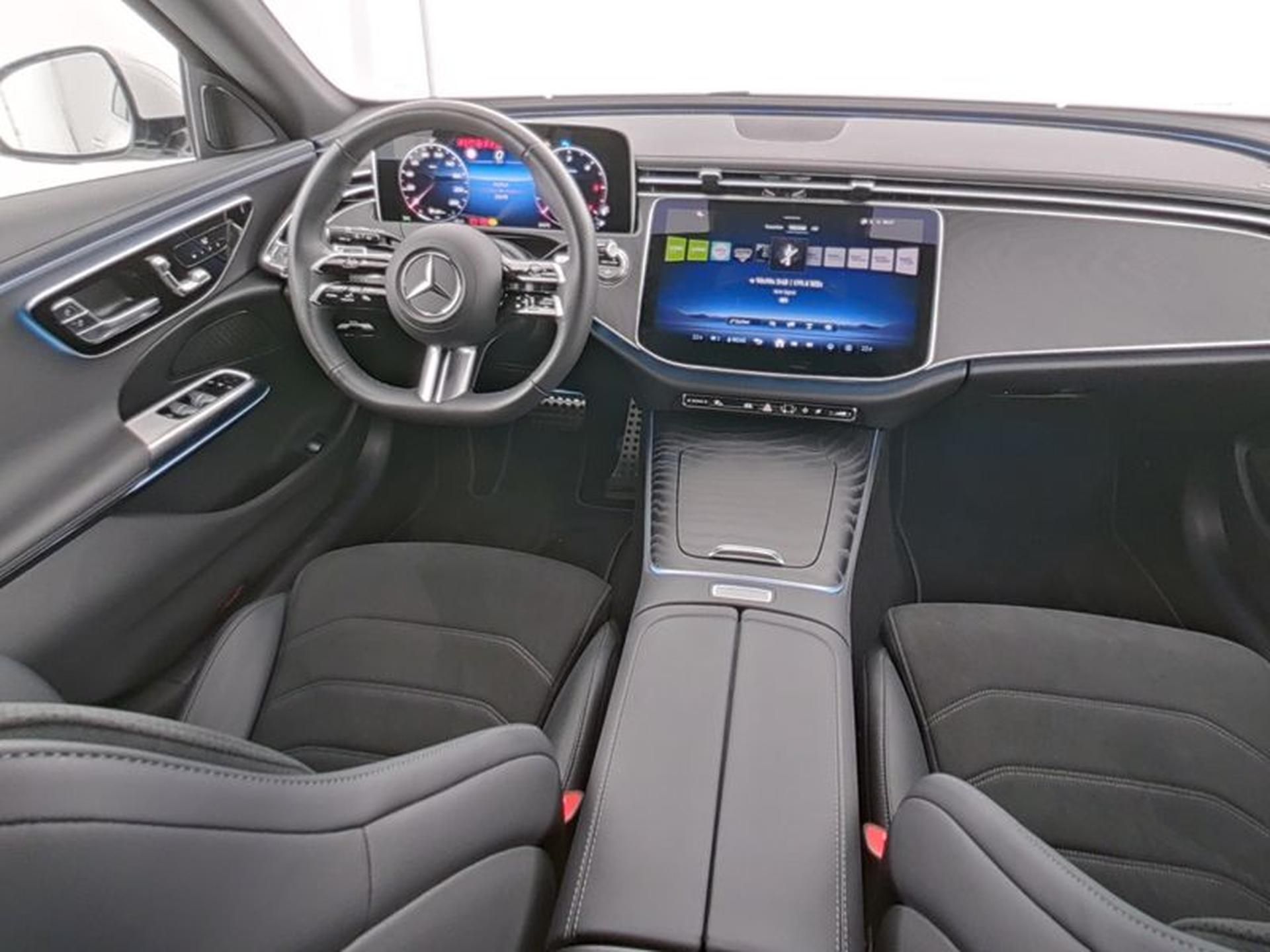 Mercedes-Benz Třídy E, E220d AMG Edition Advanced + - fotka 3