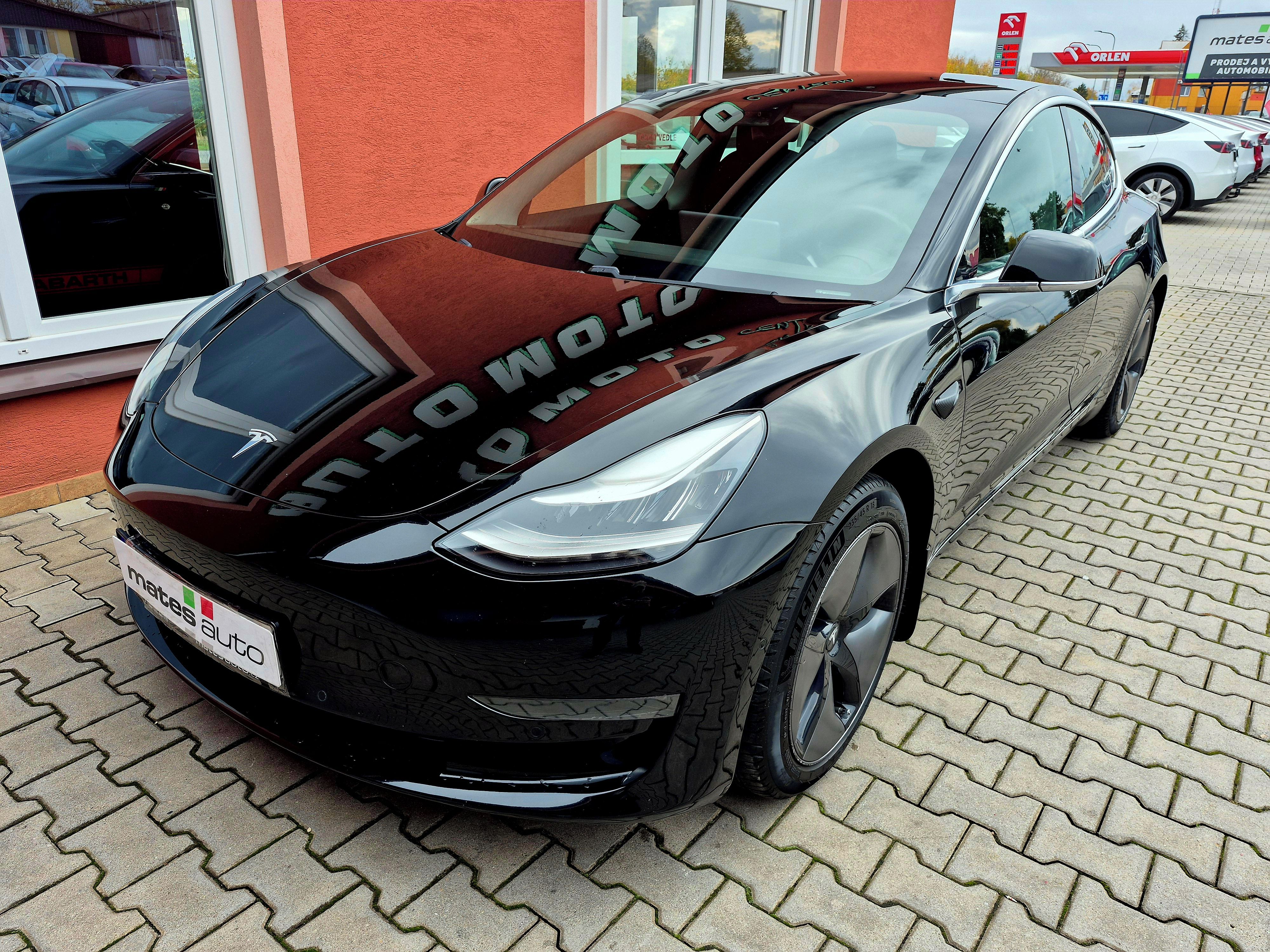 Tesla Model 3, Standard Range Plus 225 kW