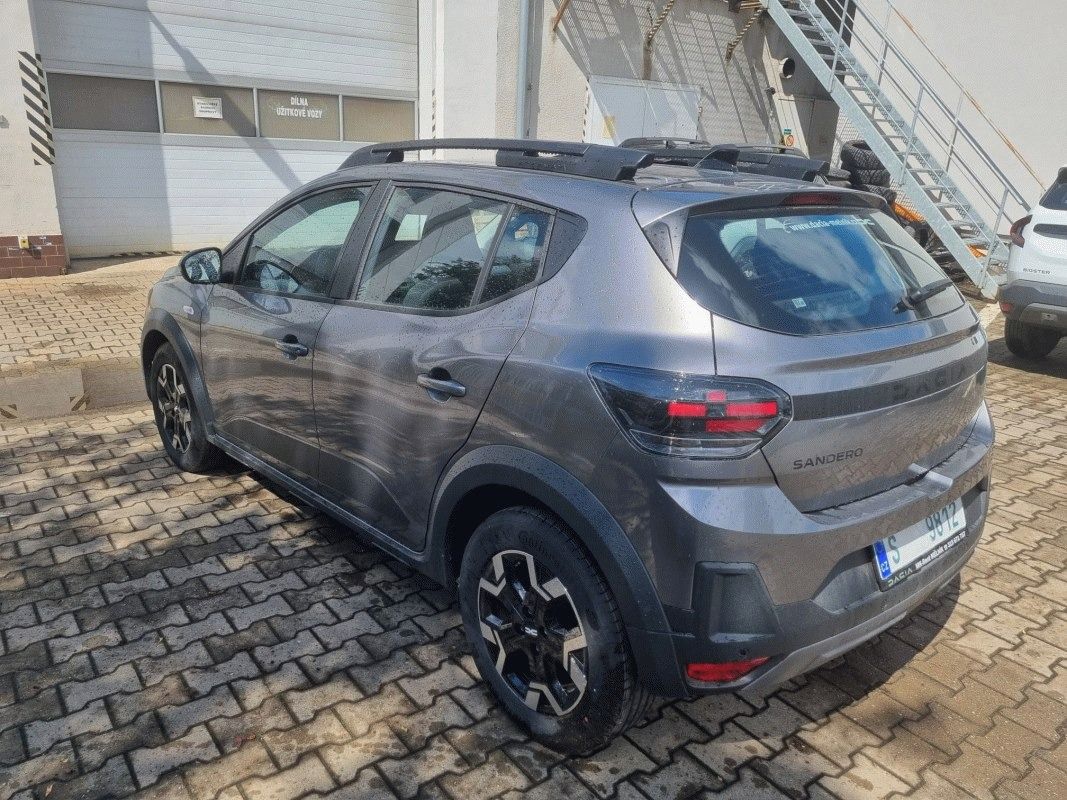 Dacia Sandero, Stepway Expression Eco-G 120 - fotka 4