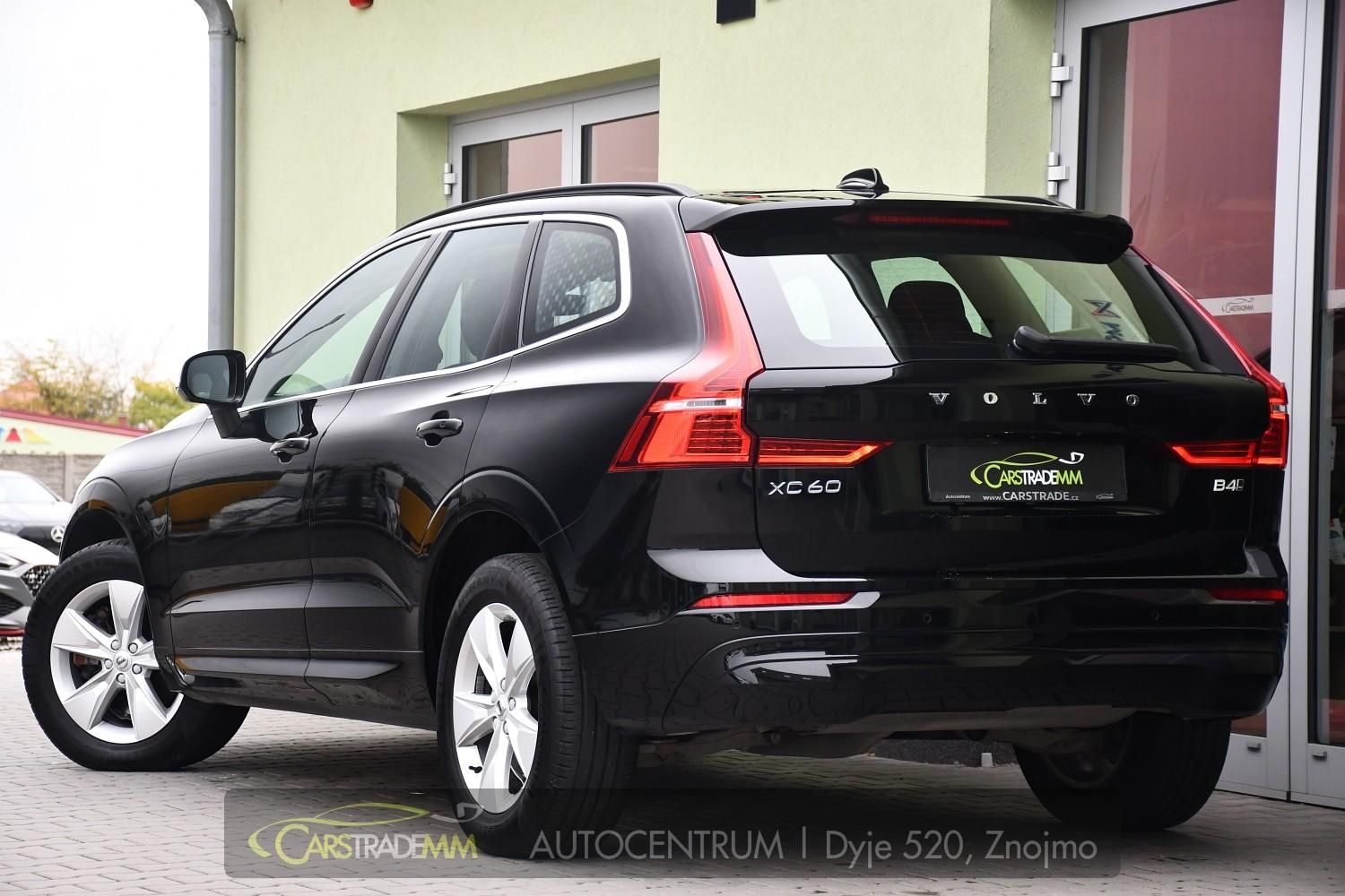 Volvo XC60, B4 AWD - fotka 3