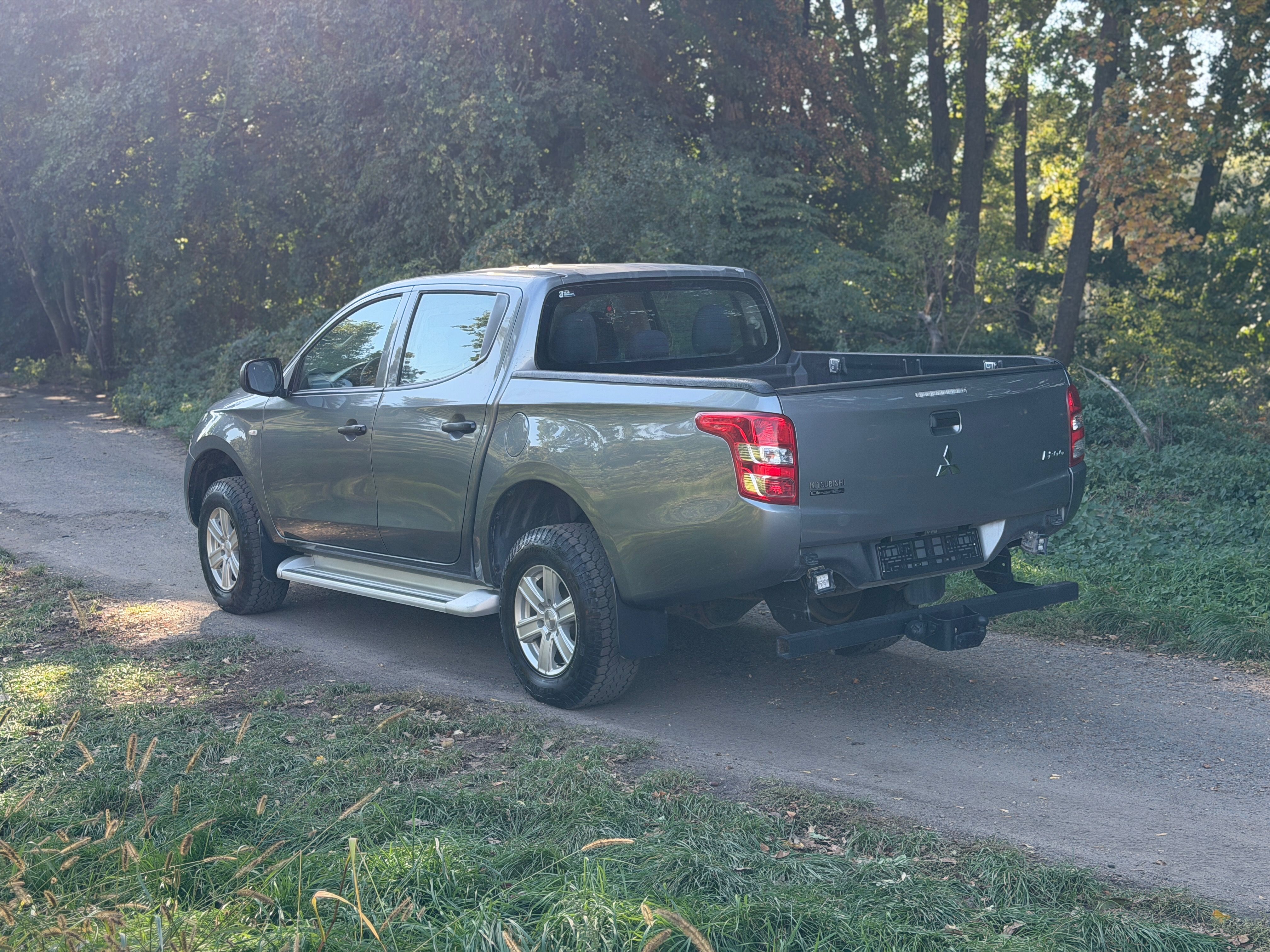 Mitsubishi L200, 2,4 DI-D 133 KW 4x4 - fotka 3