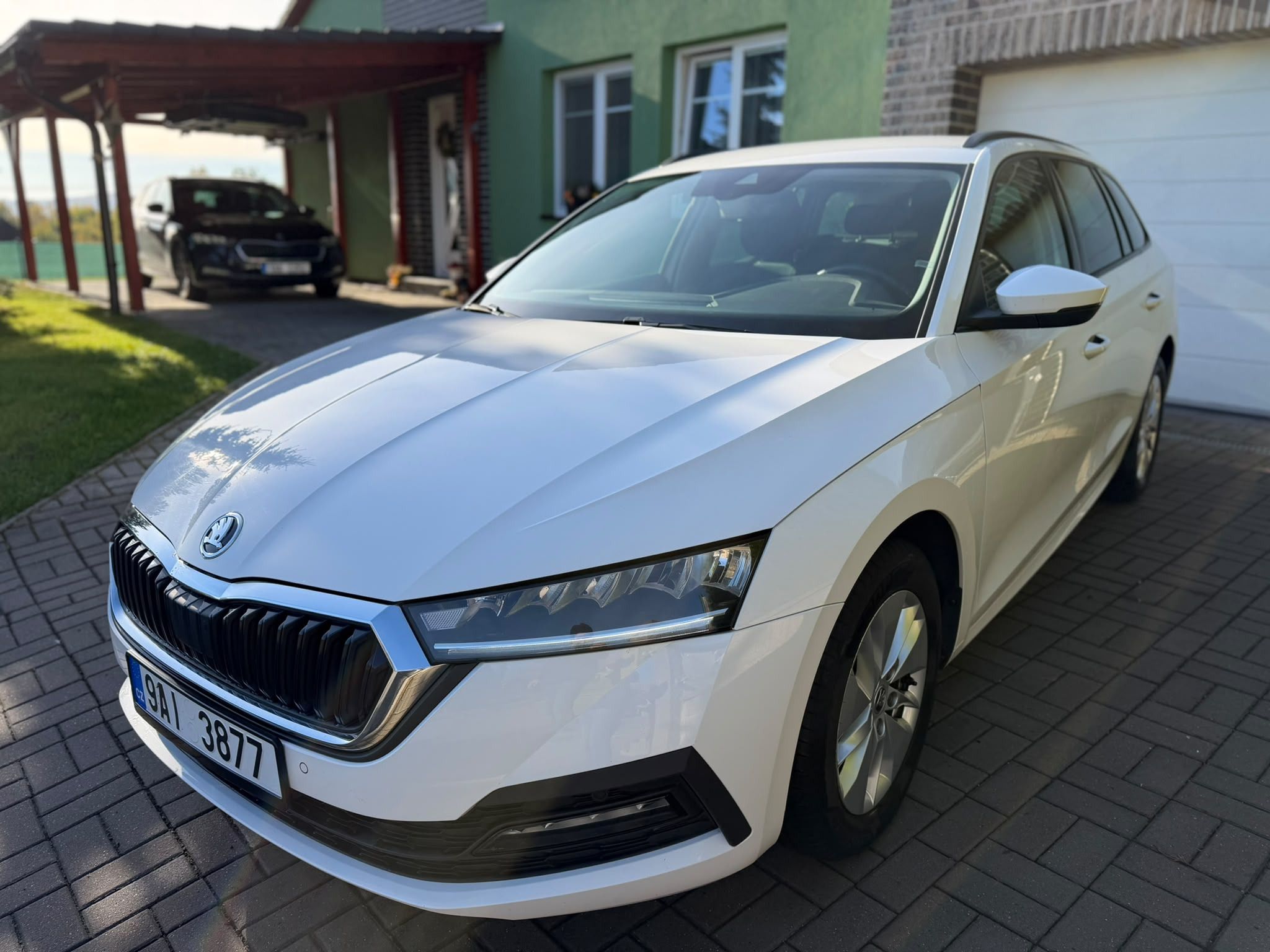 Škoda Octavia, 2,0TDi,ambient+,CZ,M6,1maj,DPH - fotka 2