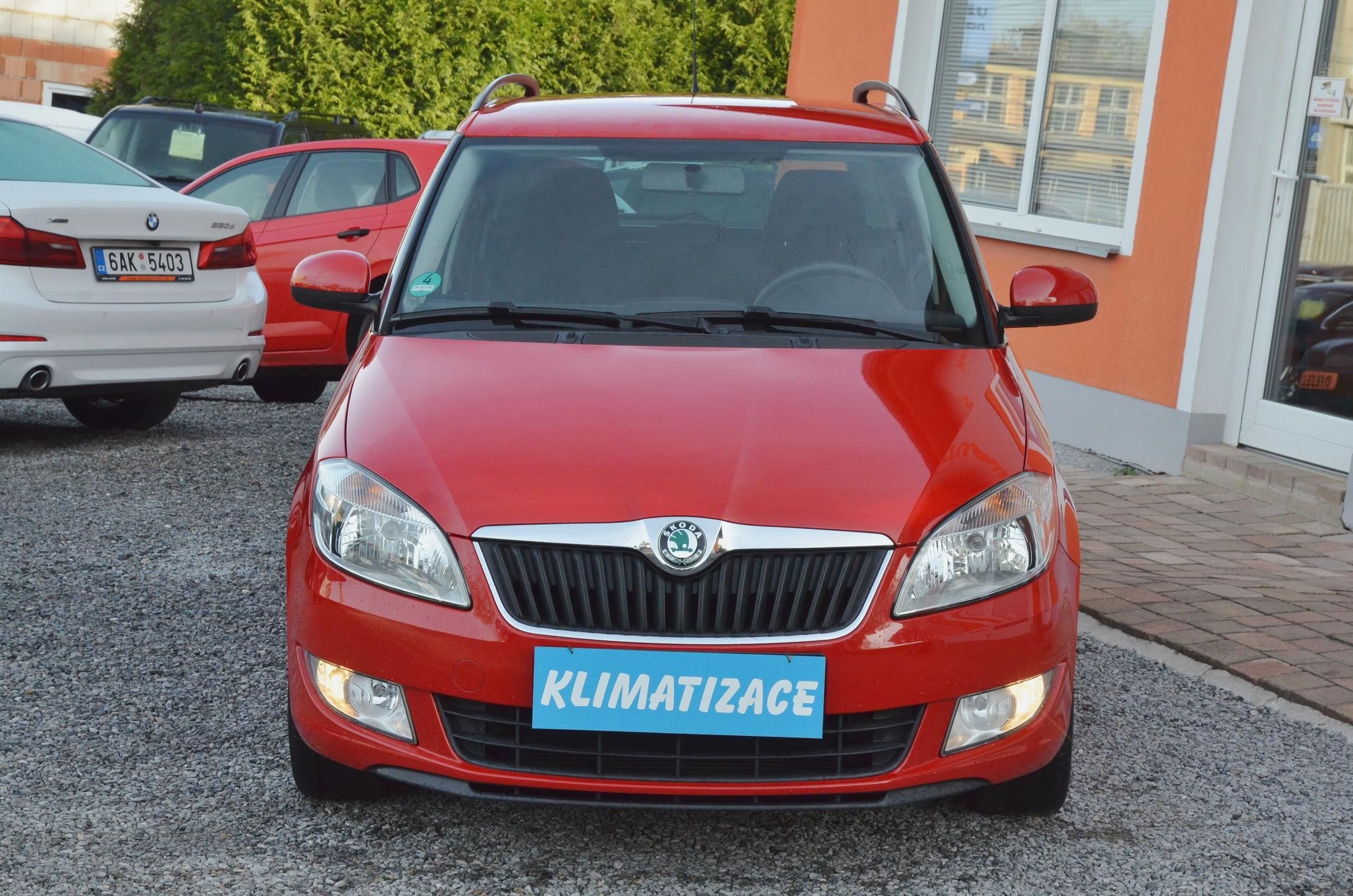 Škoda Fabia, 1.2 TSi 63kW AMBITION / ALU - fotka 2