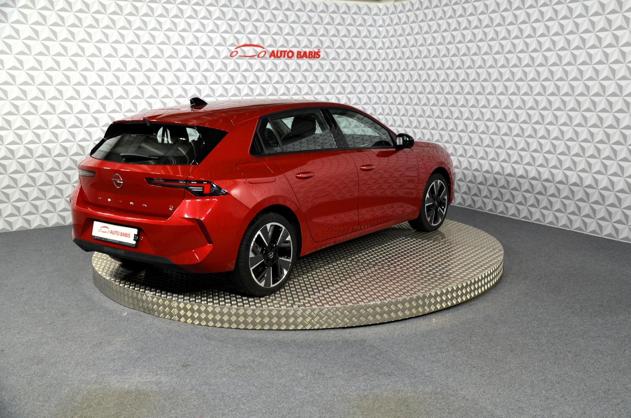 Opel Astra, e-Astra BEV 115 Edition AT - fotka 5